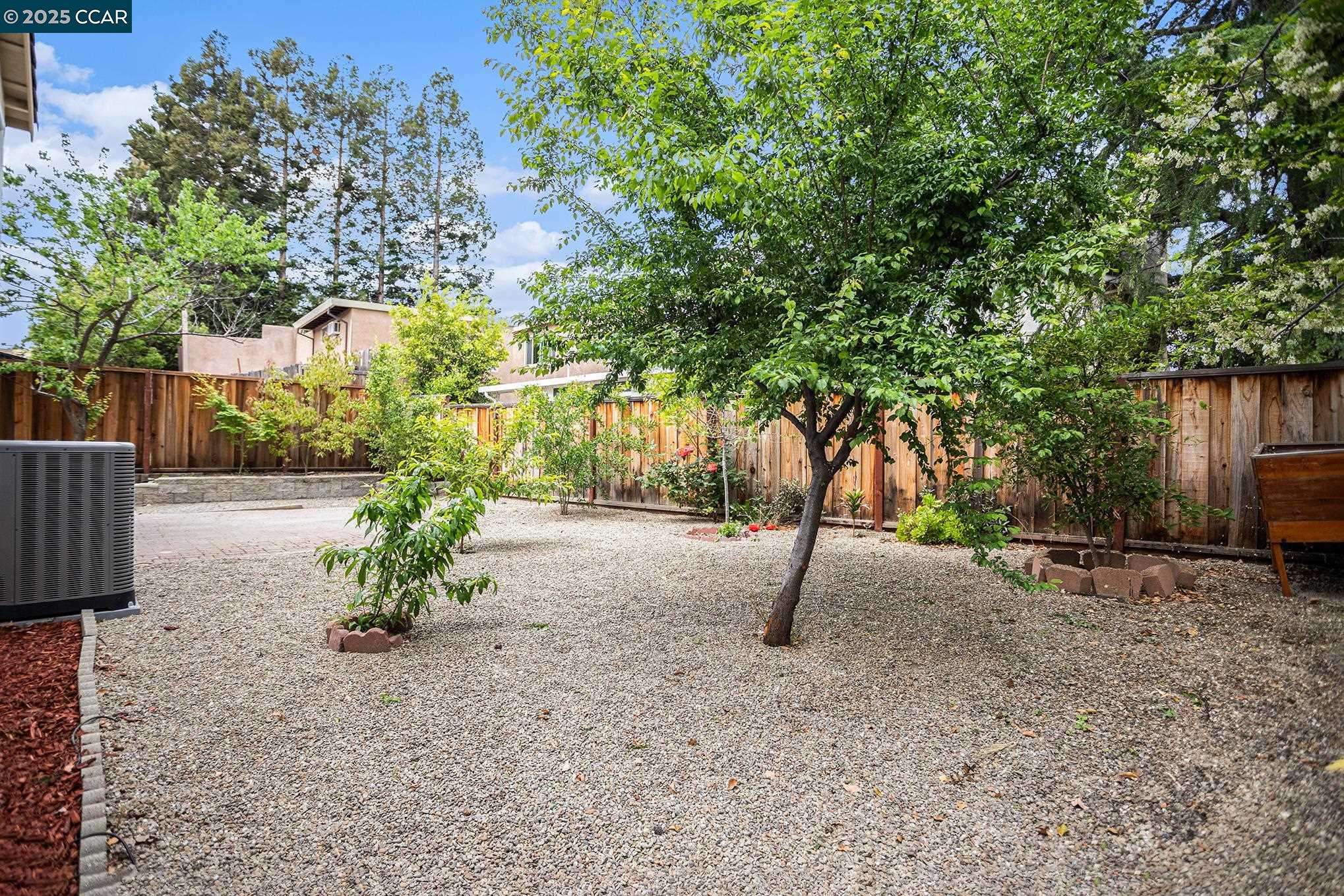 Detail Gallery Image 13 of 31 For 4334 Wallaby Ct, Antioch,  CA 94531 - 4 Beds | 3 Baths