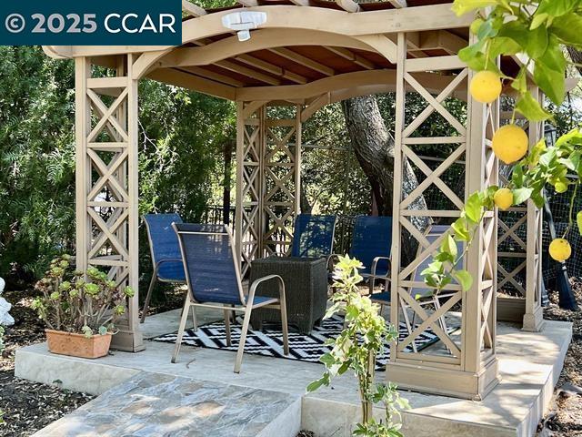 Detail Gallery Image 14 of 17 For 35.5 Kent Ct., Moraga,  CA 94556 - 2 Beds | 1 Baths