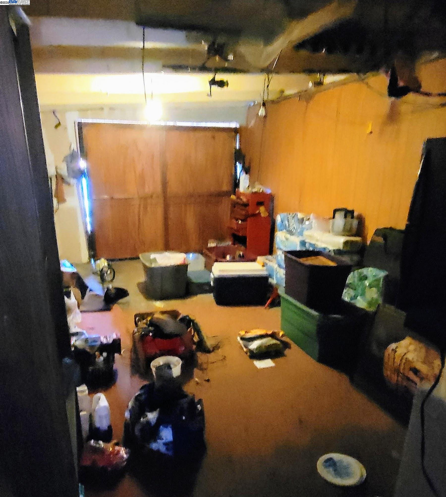 Detail Gallery Image 7 of 16 For 27911 Mandarin Ave, Hayward,  CA 94544 - 3 Beds | 2 Baths