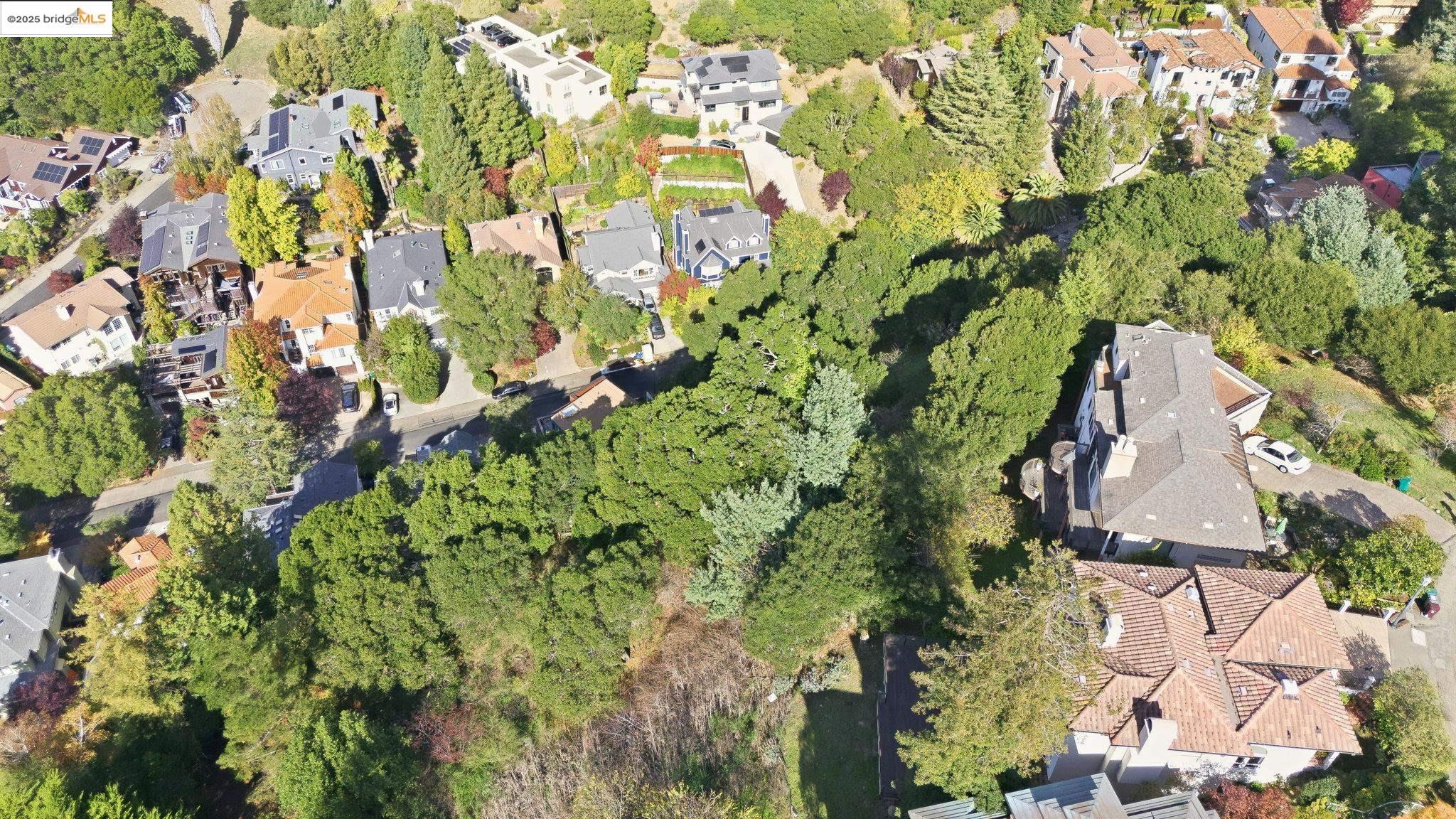 Detail Gallery Image 17 of 19 For 0 Ruthland Rd, Oakland,  CA 94611 - – Beds | – Baths