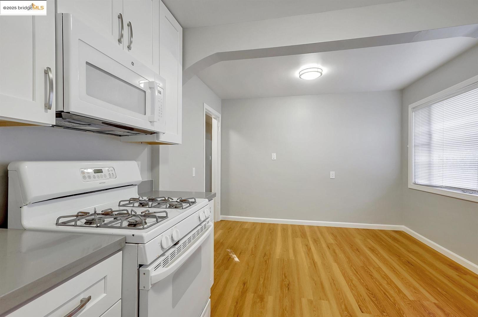 Detail Gallery Image 26 of 34 For 2118 California St, Berkeley,  CA 94703 - – Beds | – Baths