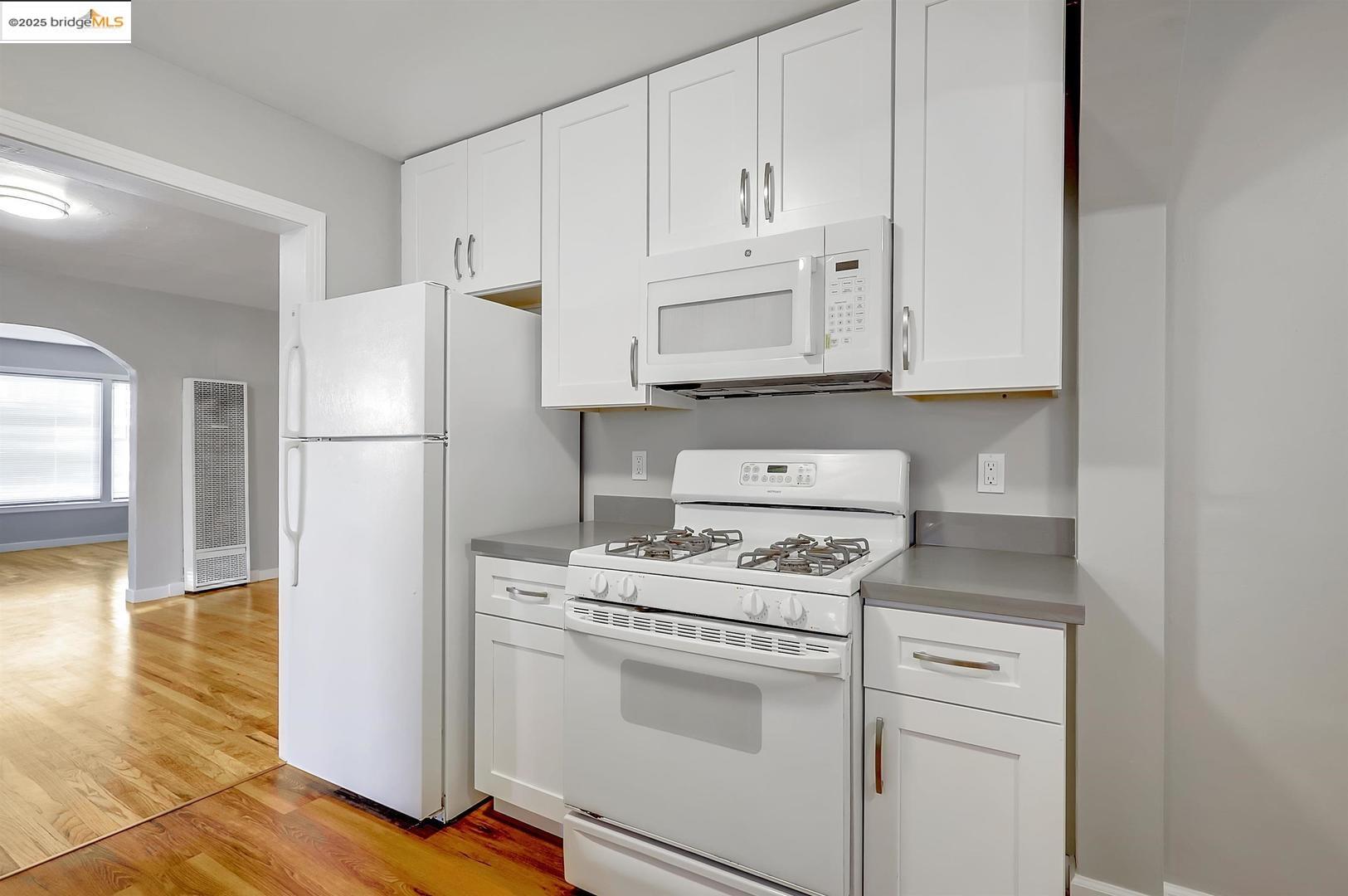 Detail Gallery Image 27 of 34 For 2118 California St, Berkeley,  CA 94703 - – Beds | – Baths