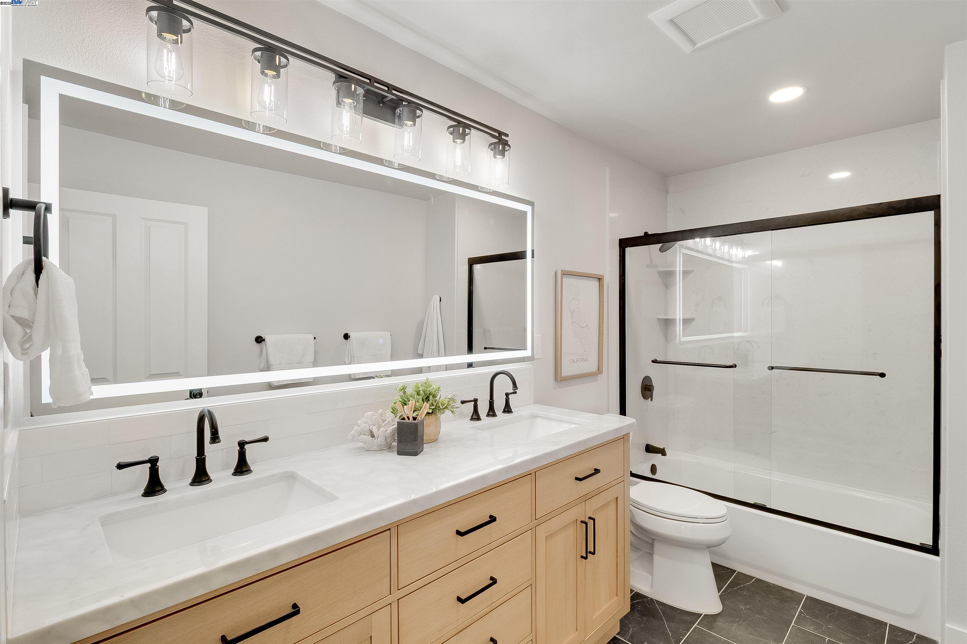 Detail Gallery Image 30 of 52 For 736 Adams Ave, Livermore,  CA 94550 - 3 Beds | 2 Baths