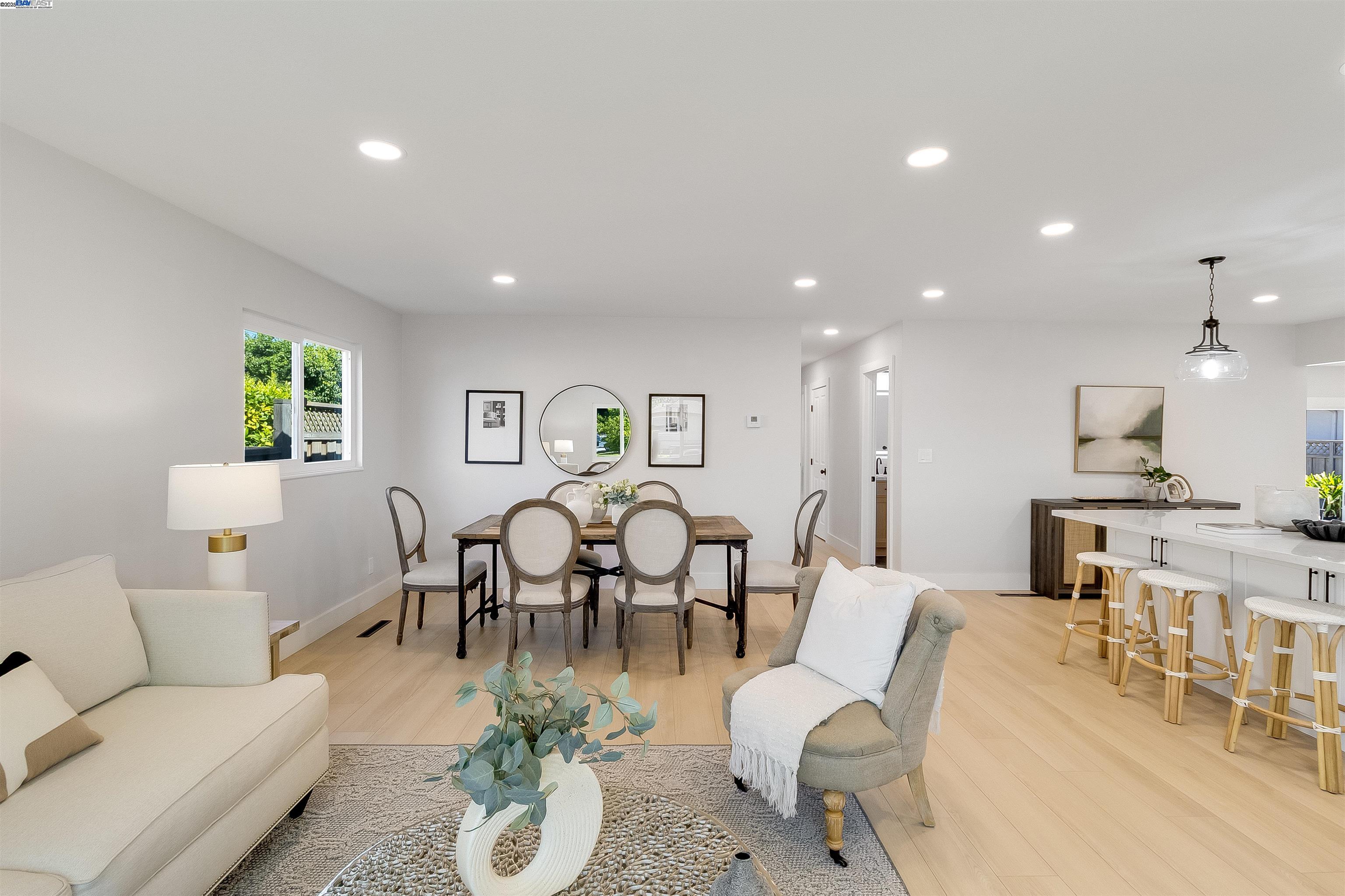 Detail Gallery Image 10 of 52 For 736 Adams Ave, Livermore,  CA 94550 - 3 Beds | 2 Baths