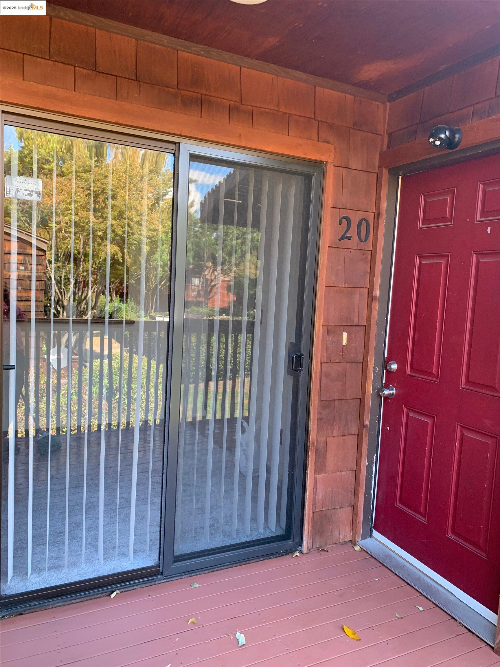 Detail Gallery Image 11 of 22 For 1455 Latour Lane #20,  Concord,  CA 94521 - 2 Beds | 1 Baths