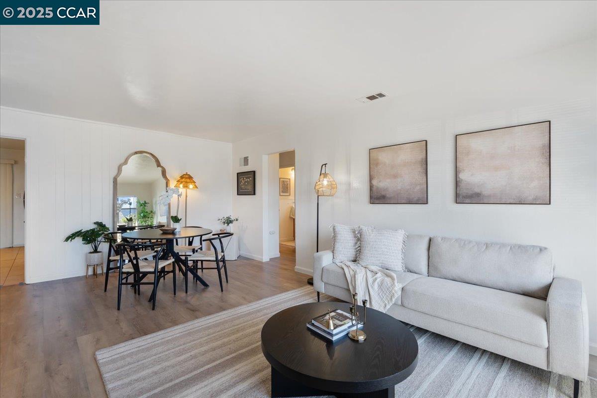 Detail Gallery Image 5 of 25 For 725 Del Norte, Vallejo,  CA 94591 - 3 Beds | 1 Baths