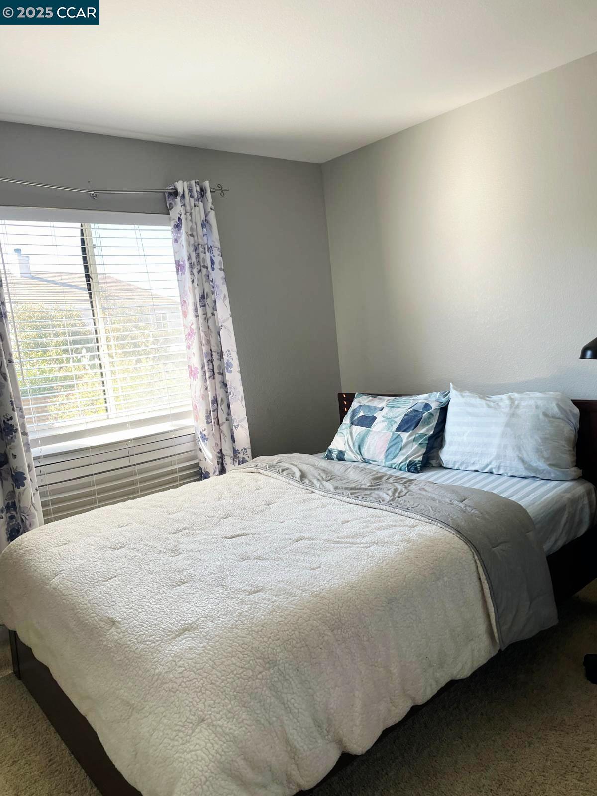 Detail Gallery Image 4 of 5 For 5224 Cedar Ridge Way, Antioch,  CA 94531 - 5 Beds | 3/1 Baths