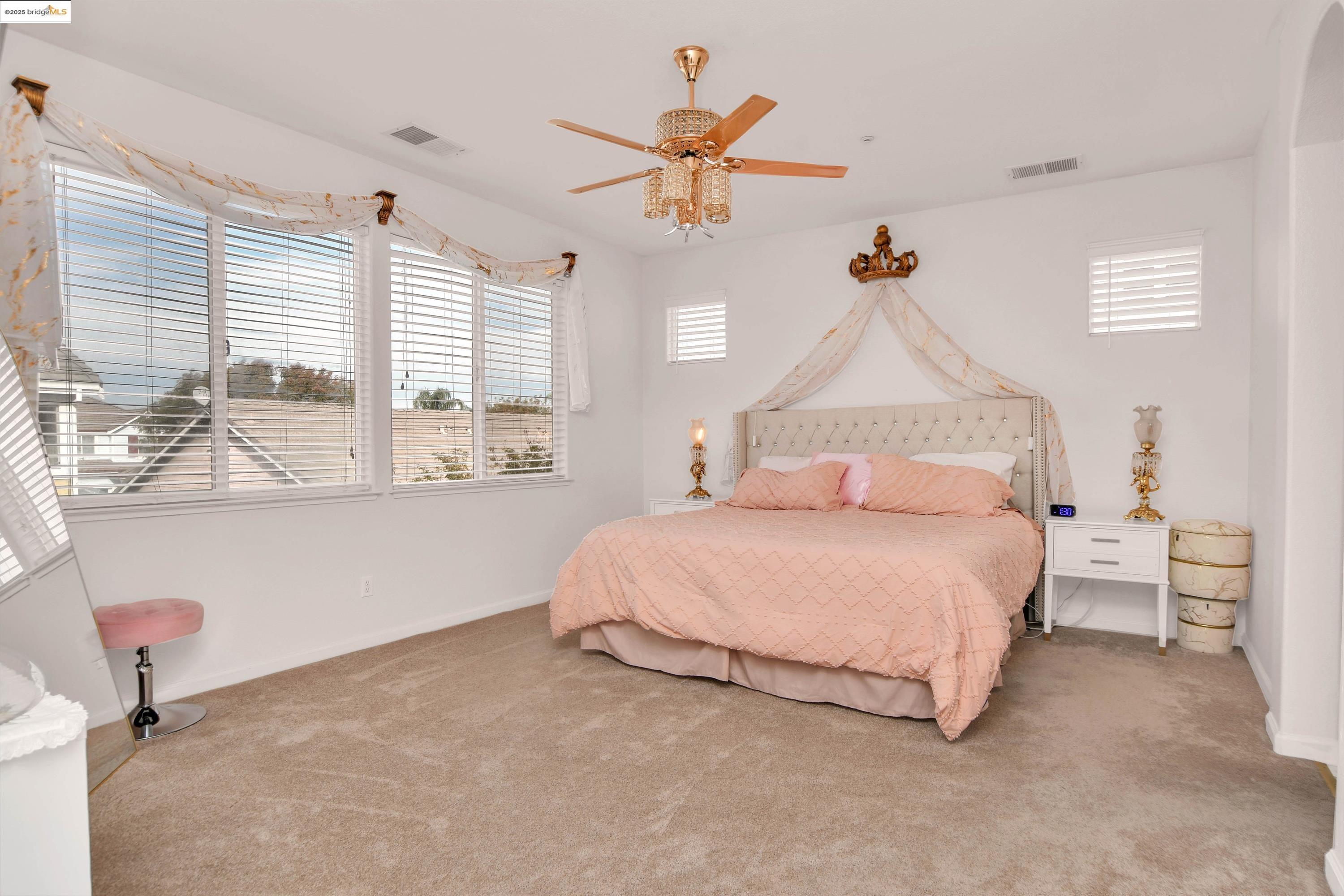 Detail Gallery Image 16 of 35 For 117 Havenwood Ave, Brentwood,  CA 94513 - 4 Beds | 2/1 Baths