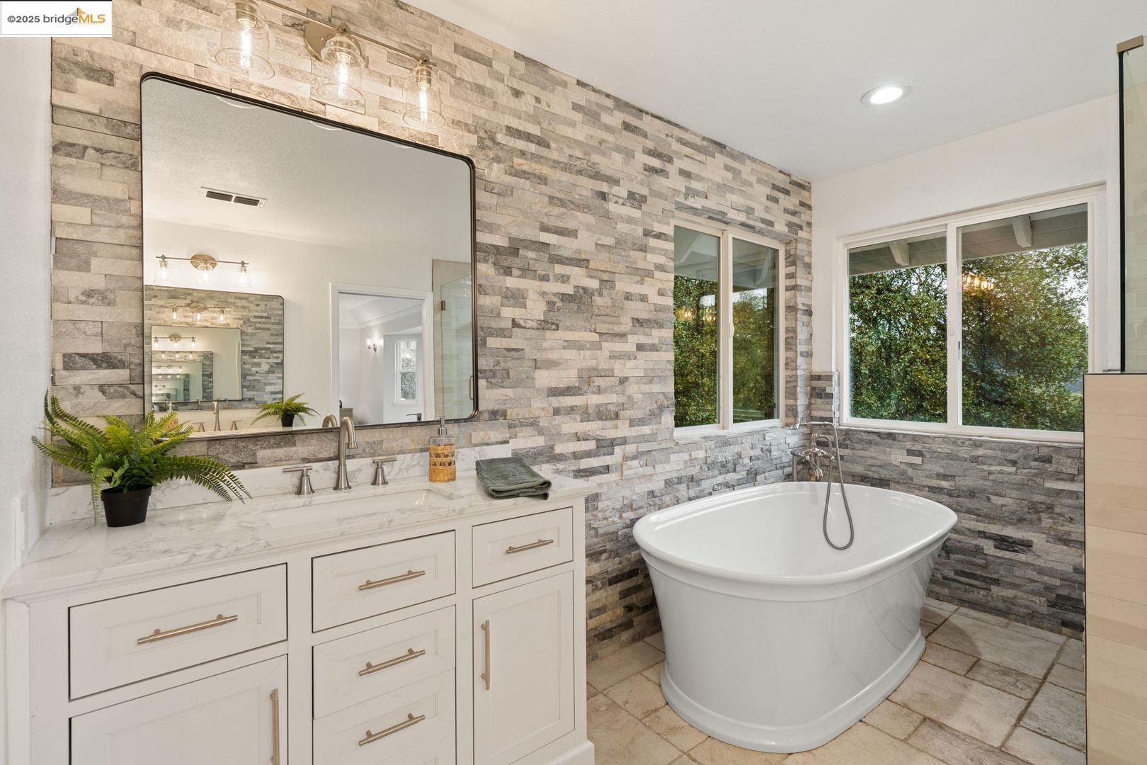 Detail Gallery Image 21 of 48 For 3891 Chariot Cir, Rescue,  CA 95672 - 4 Beds | 3 Baths