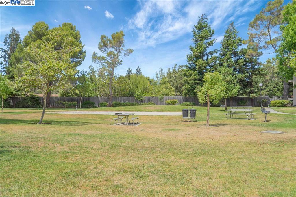 Detail Gallery Image 34 of 37 For 39495 Albany Cmn #C,  Fremont,  CA 94538 - 2 Beds | 1 Baths