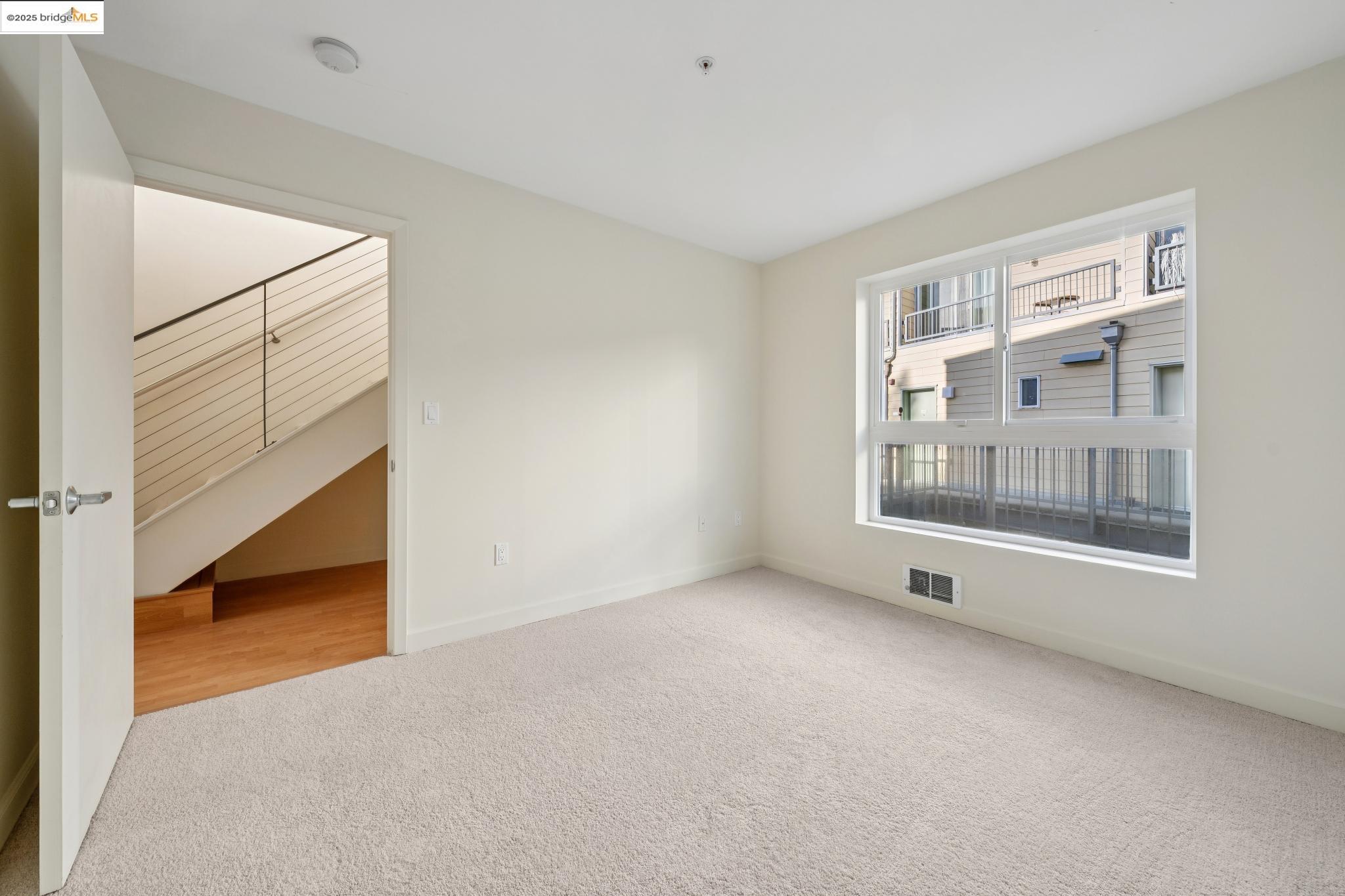 Detail Gallery Image 19 of 30 For 485 W Macarthur Blvd #407,  Oakland,  CA 94609 - 2 Beds | 1 Baths
