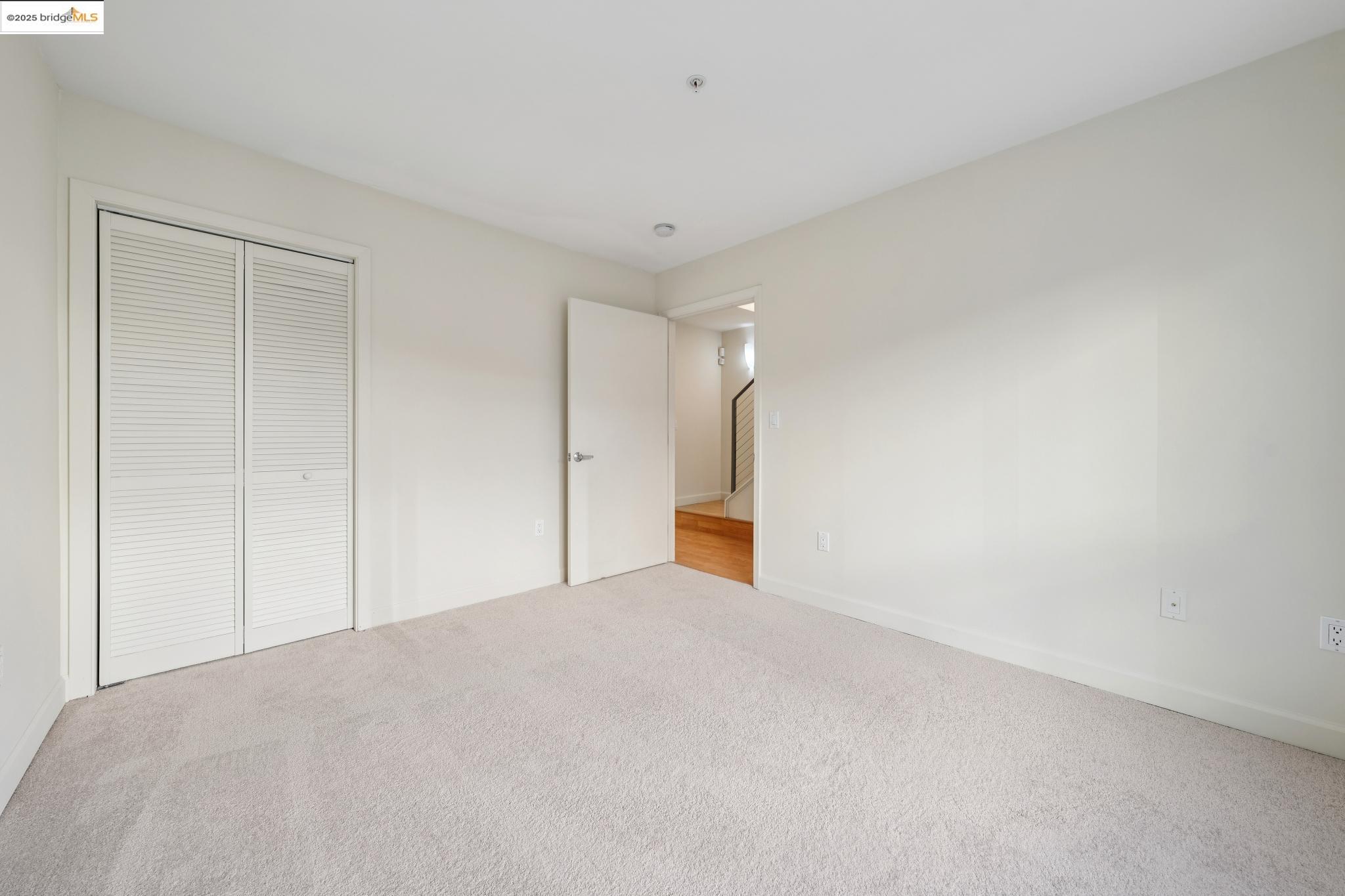 Detail Gallery Image 20 of 30 For 485 W Macarthur Blvd #407,  Oakland,  CA 94609 - 2 Beds | 1 Baths