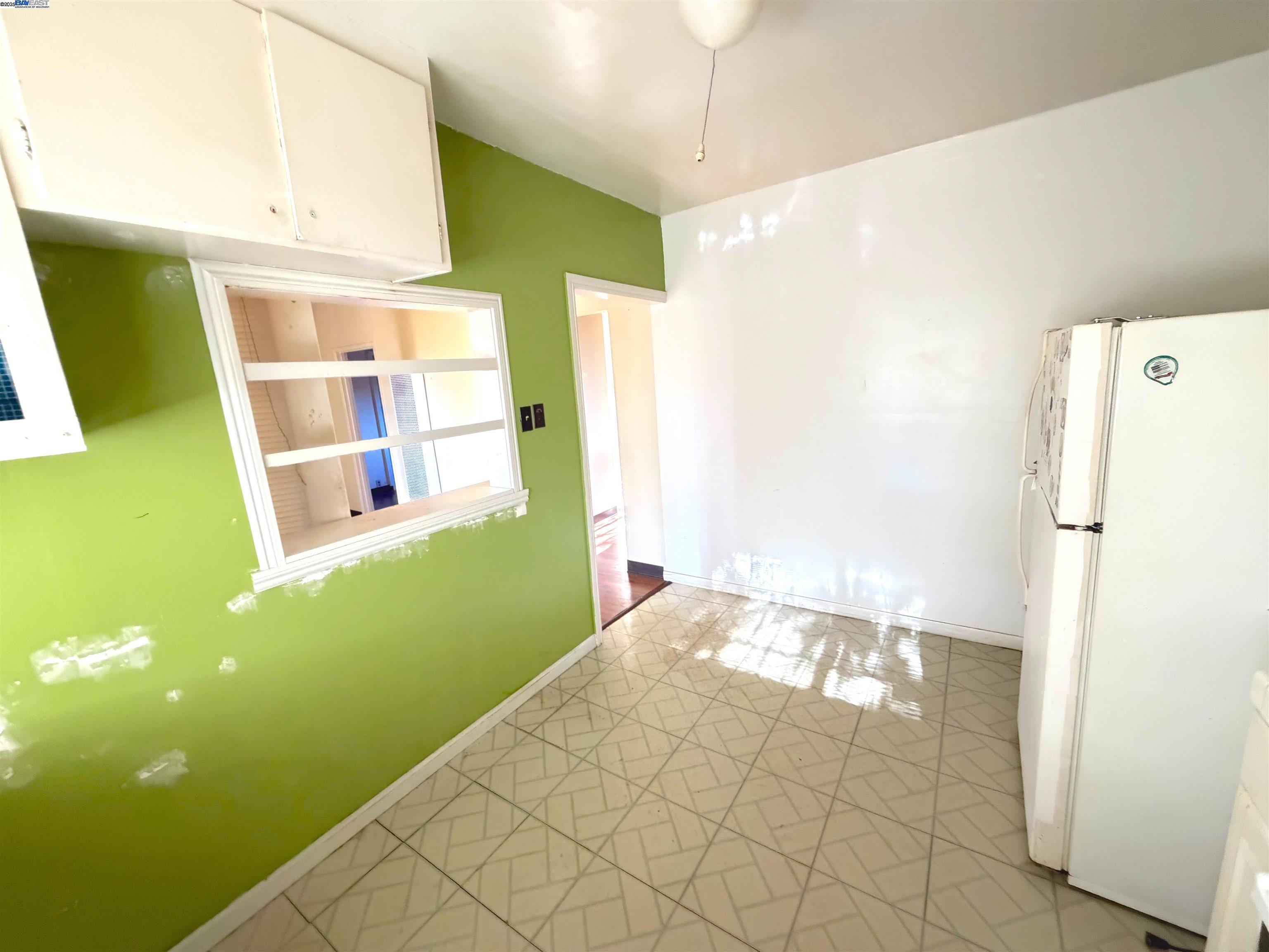 Detail Gallery Image 12 of 44 For 372 Gloria Ave, San Jose,  CA 95127 - 4 Beds | 1/1 Baths