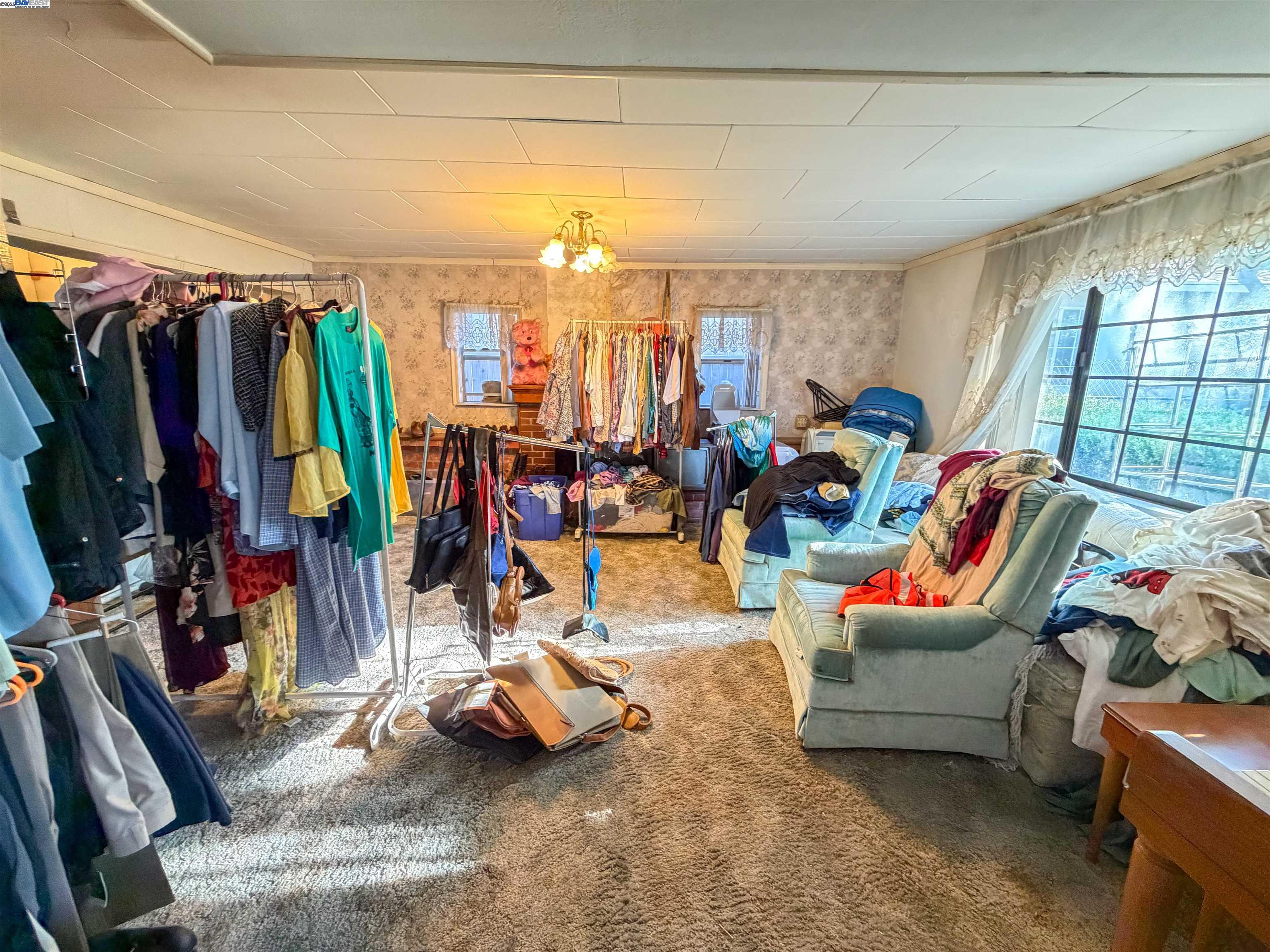 Detail Gallery Image 30 of 44 For 372 Gloria Ave, San Jose,  CA 95127 - 4 Beds | 1/1 Baths