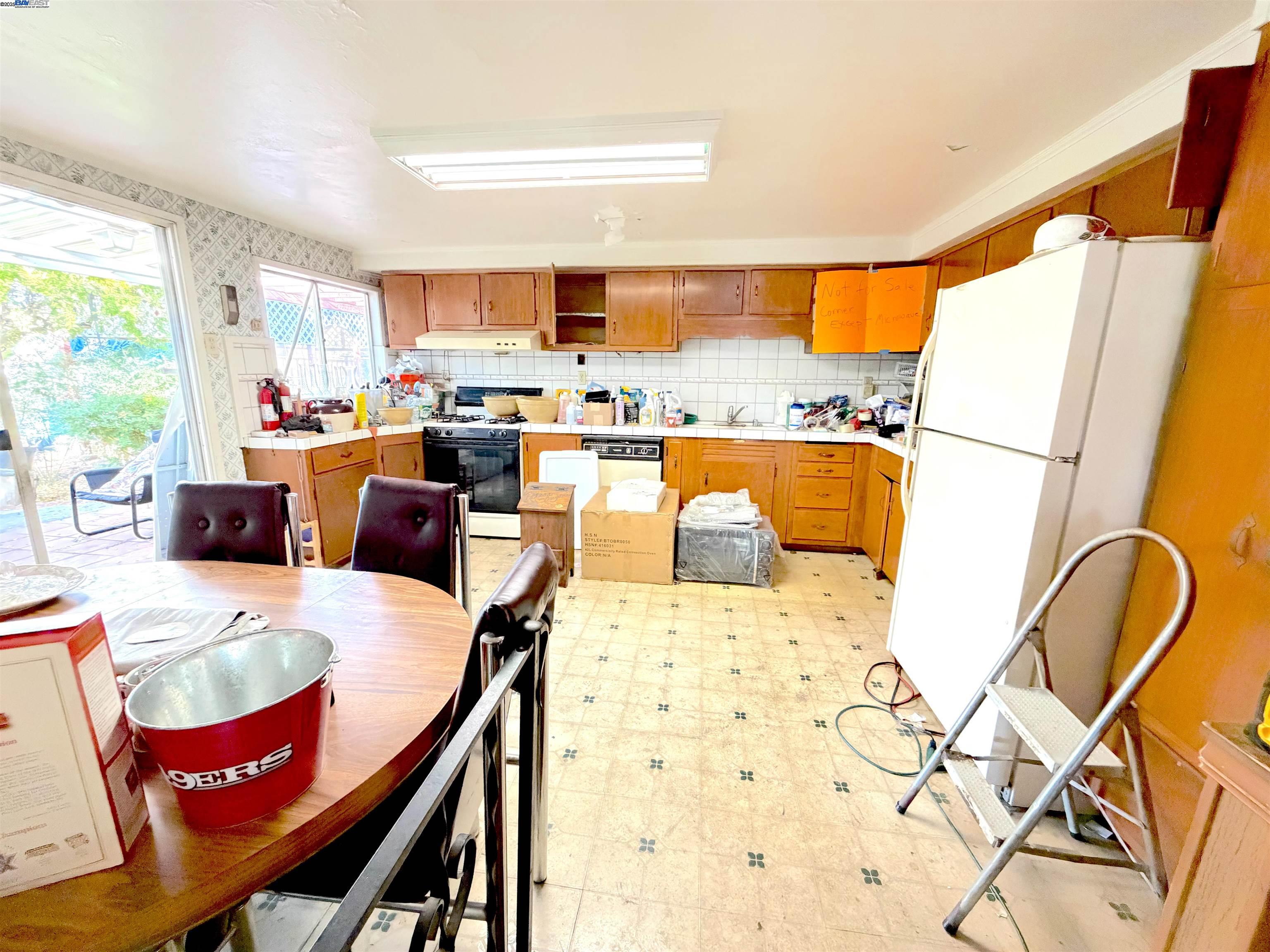 Detail Gallery Image 33 of 44 For 372 Gloria Ave, San Jose,  CA 95127 - 4 Beds | 1/1 Baths