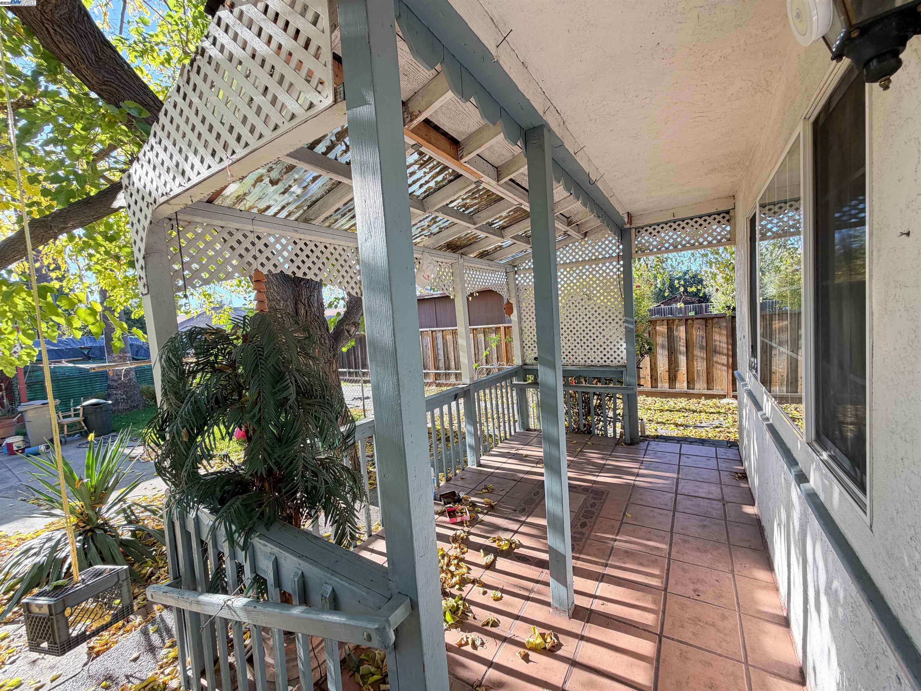 Detail Gallery Image 8 of 44 For 372 Gloria Ave, San Jose,  CA 95127 - 4 Beds | 1/1 Baths