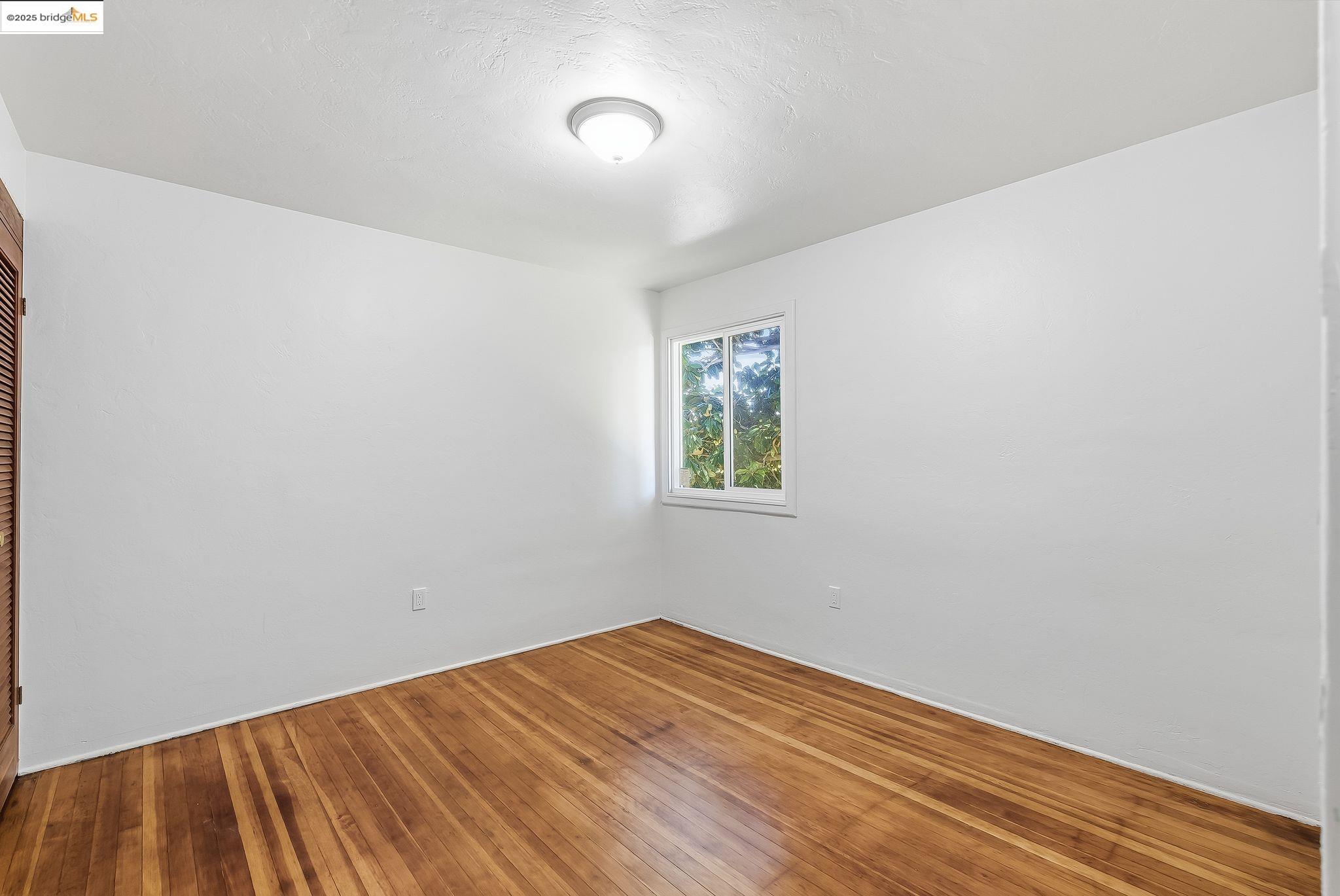 Detail Gallery Image 10 of 28 For 109 Cypress St. #C,  Alameda,  CA 94501 - 2 Beds | 1 Baths