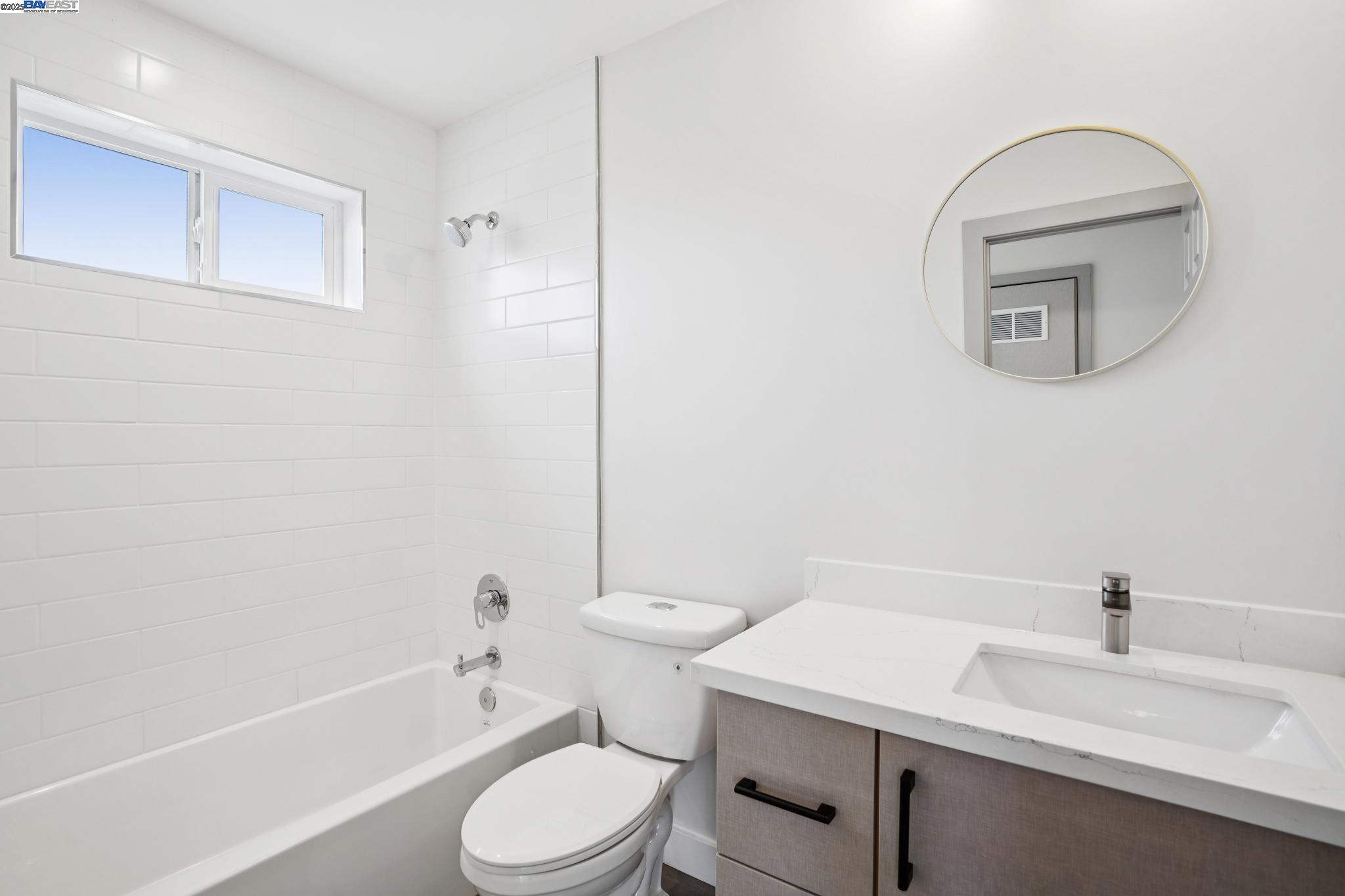 Detail Gallery Image 44 of 51 For 882 61st St, Oakland,  CA 94608 - – Beds | – Baths