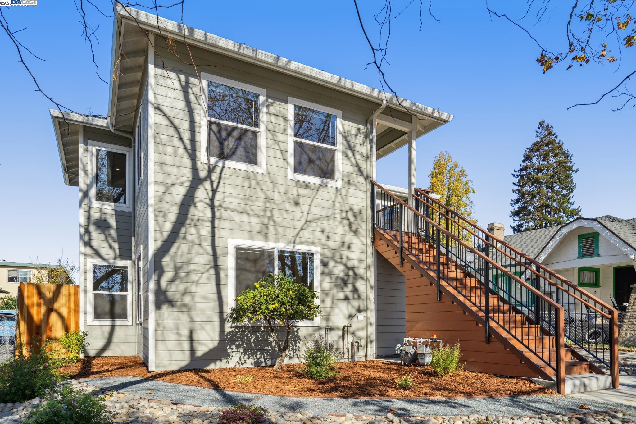 Detail Gallery Image 51 of 51 For 882 61st St, Oakland,  CA 94608 - – Beds | – Baths