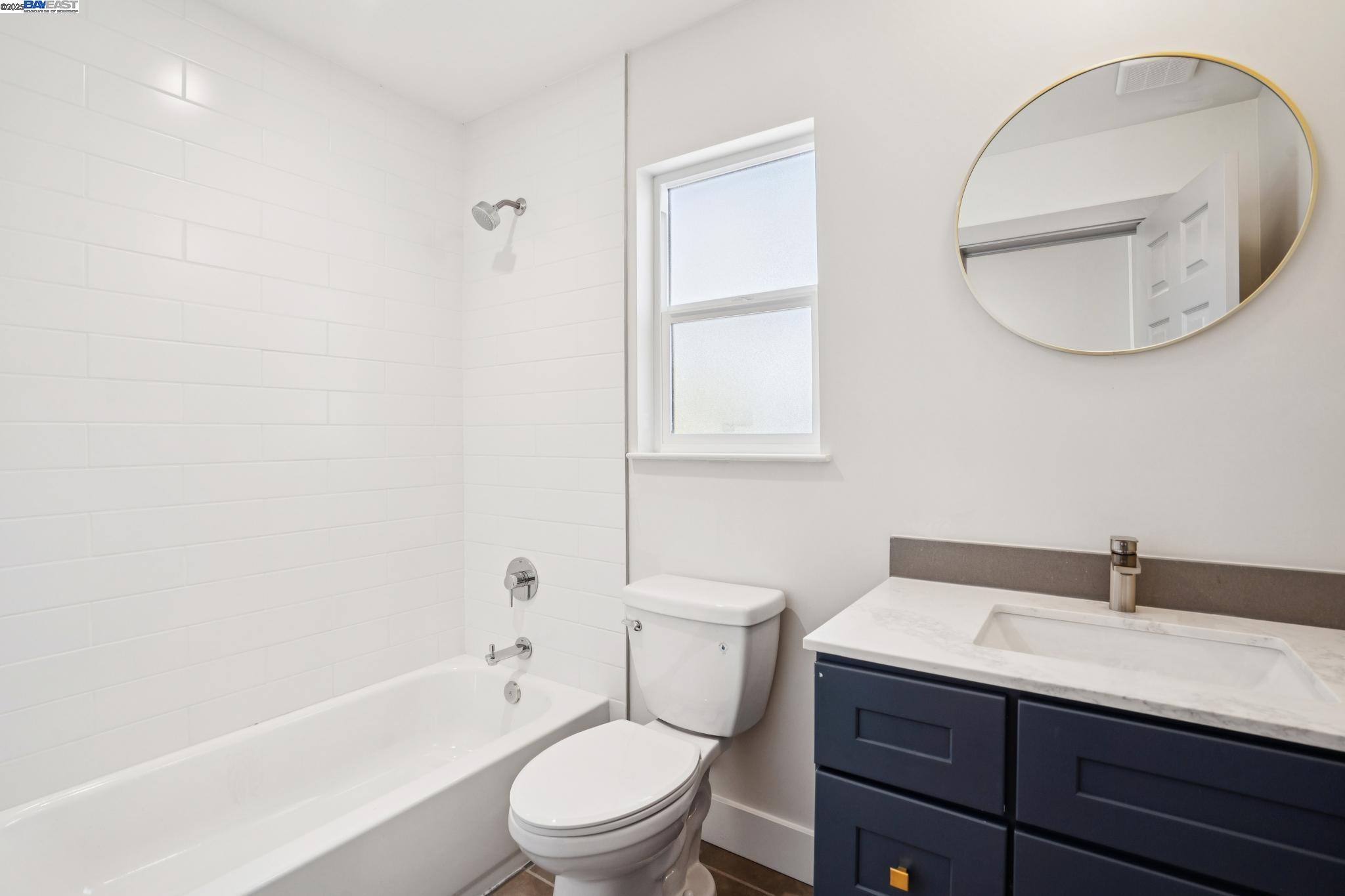 Detail Gallery Image 20 of 51 For 882 61st St, Oakland,  CA 94608 - 8 Beds | 7 Baths