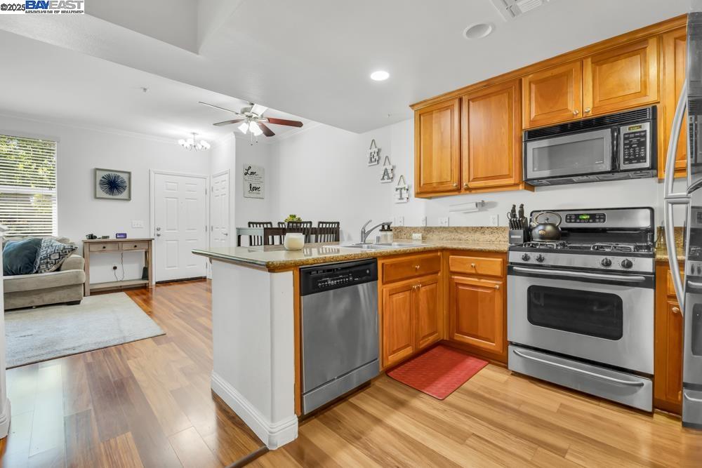 Detail Gallery Image 12 of 42 For 4800 Westlake Pkwy #105,  Sacramento,  CA 95835 - 2 Beds | 2/1 Baths