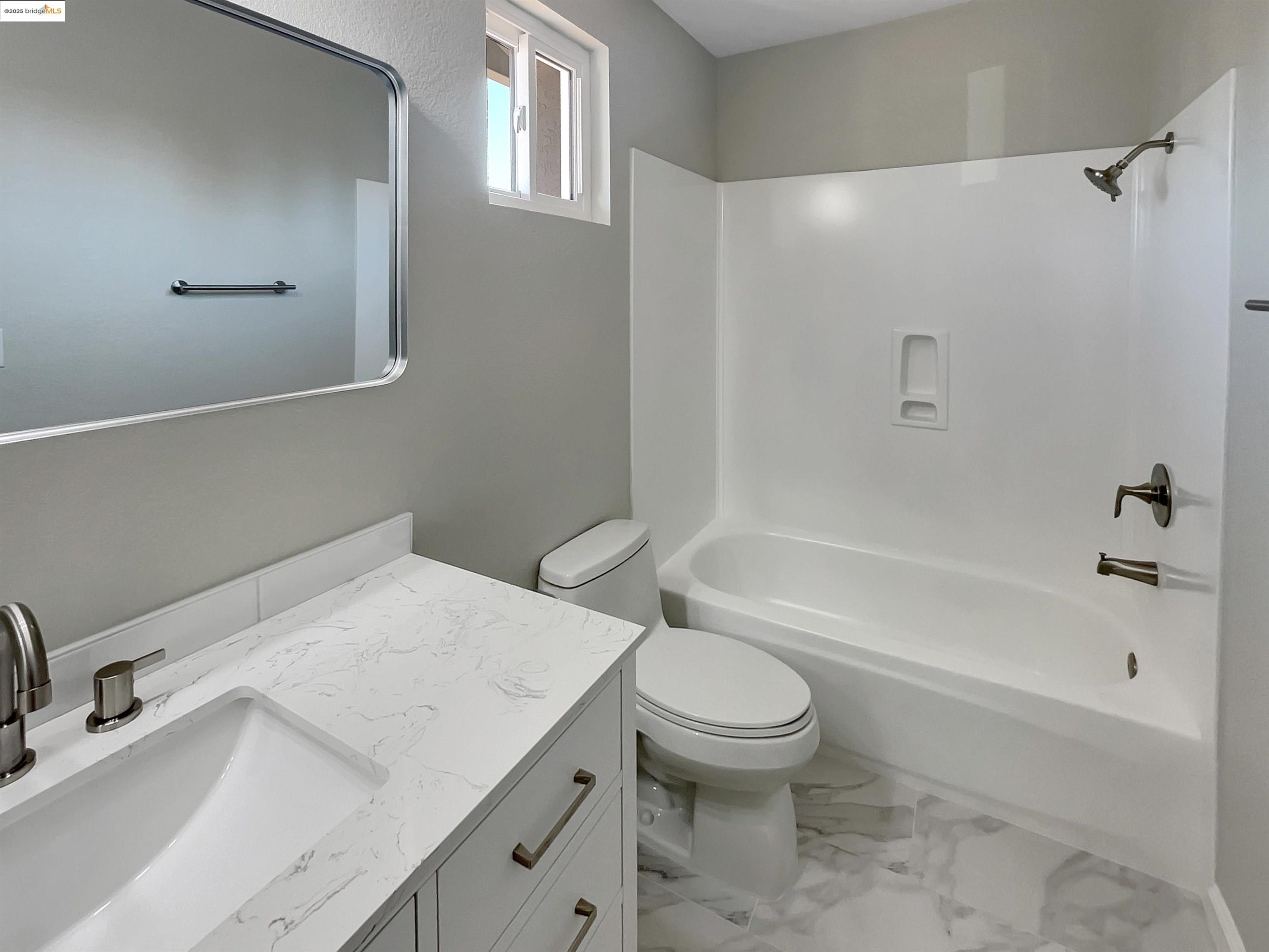 Detail Gallery Image 22 of 35 For 4371 Remora Dr, Union City,  CA 94587 - 3 Beds | 3 Baths