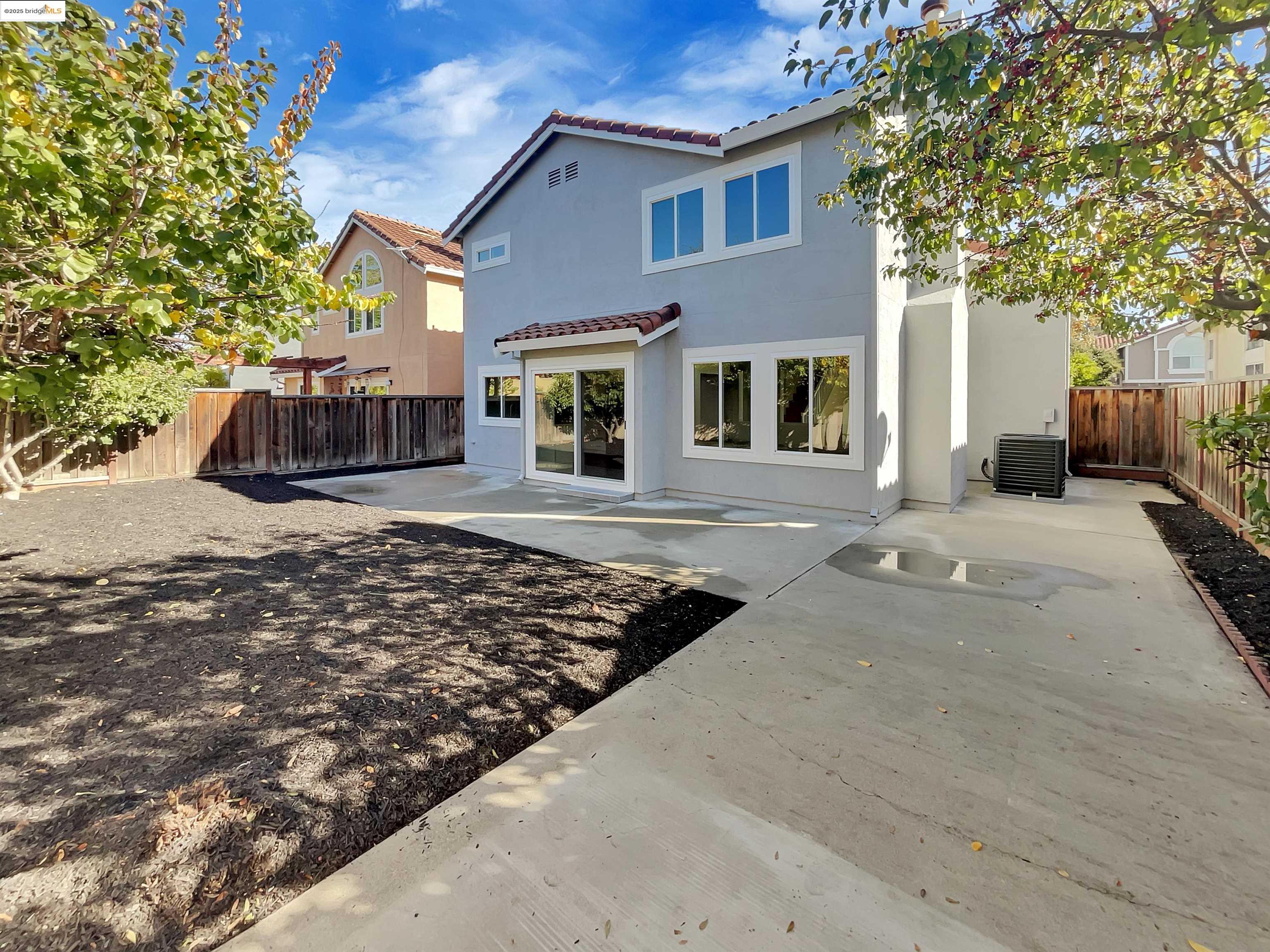 Detail Gallery Image 6 of 35 For 4371 Remora Dr, Union City,  CA 94587 - 3 Beds | 3 Baths