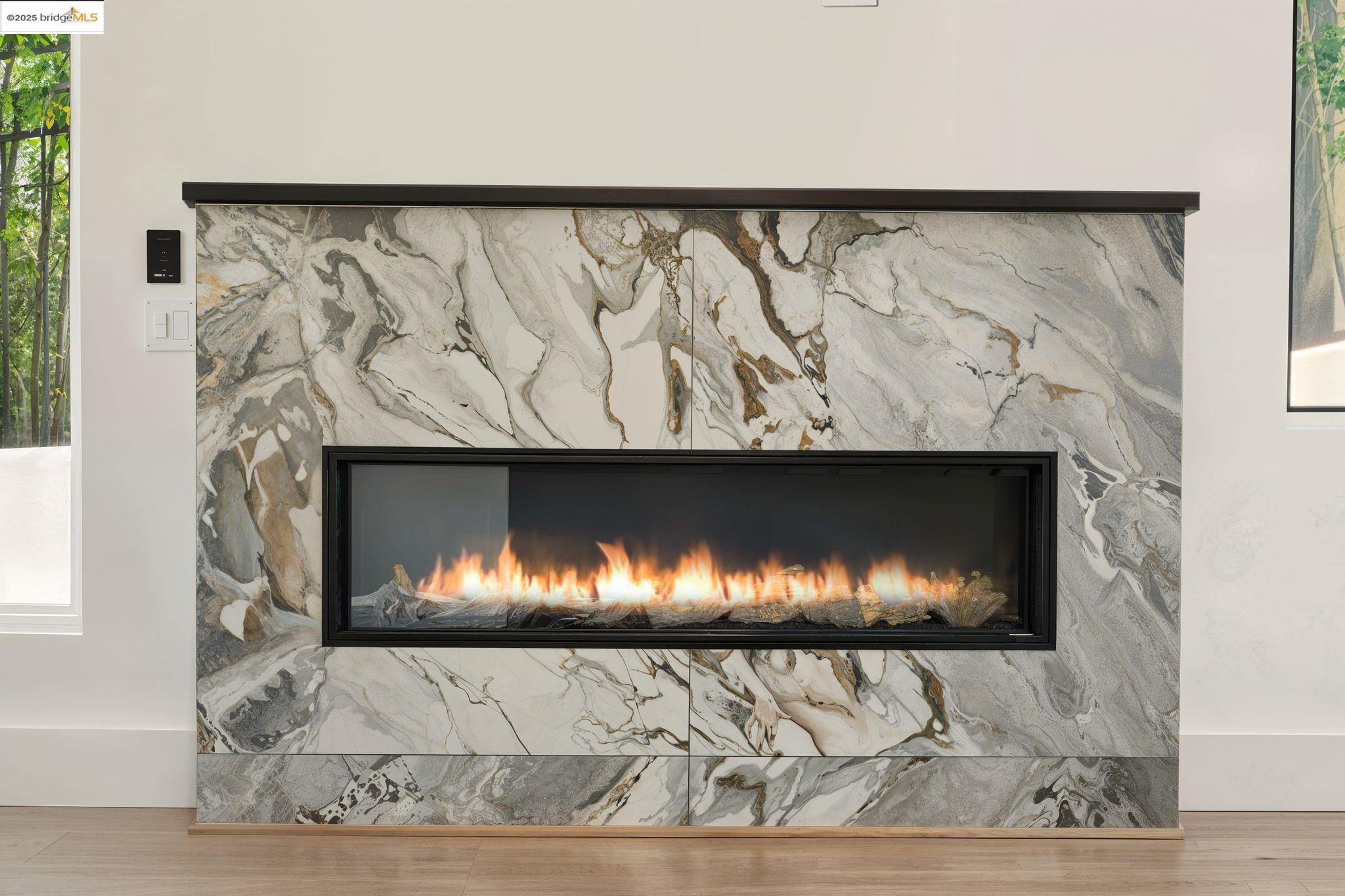 Detail Gallery Image 12 of 55 For 13462 Campus Drive, Oakland,  CA 94619 - 5 Beds | 5/2 Baths