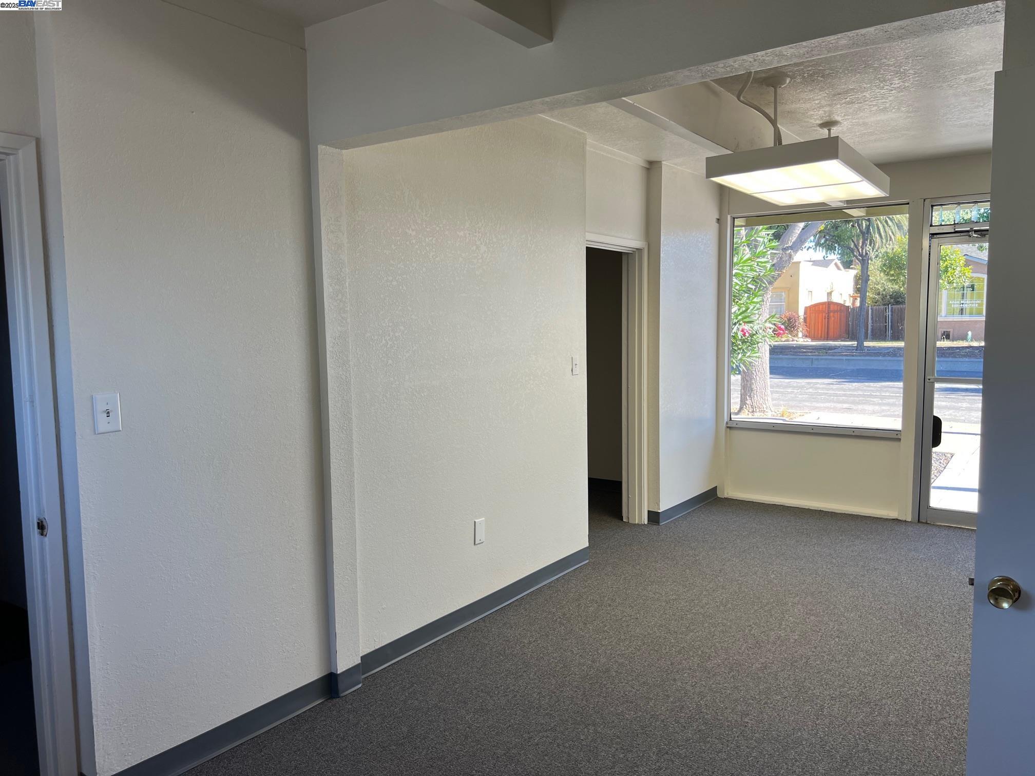 Detail Gallery Image 11 of 20 For 6657 Thorton Ave., Newark,  CA 94560 - – Beds | – Baths