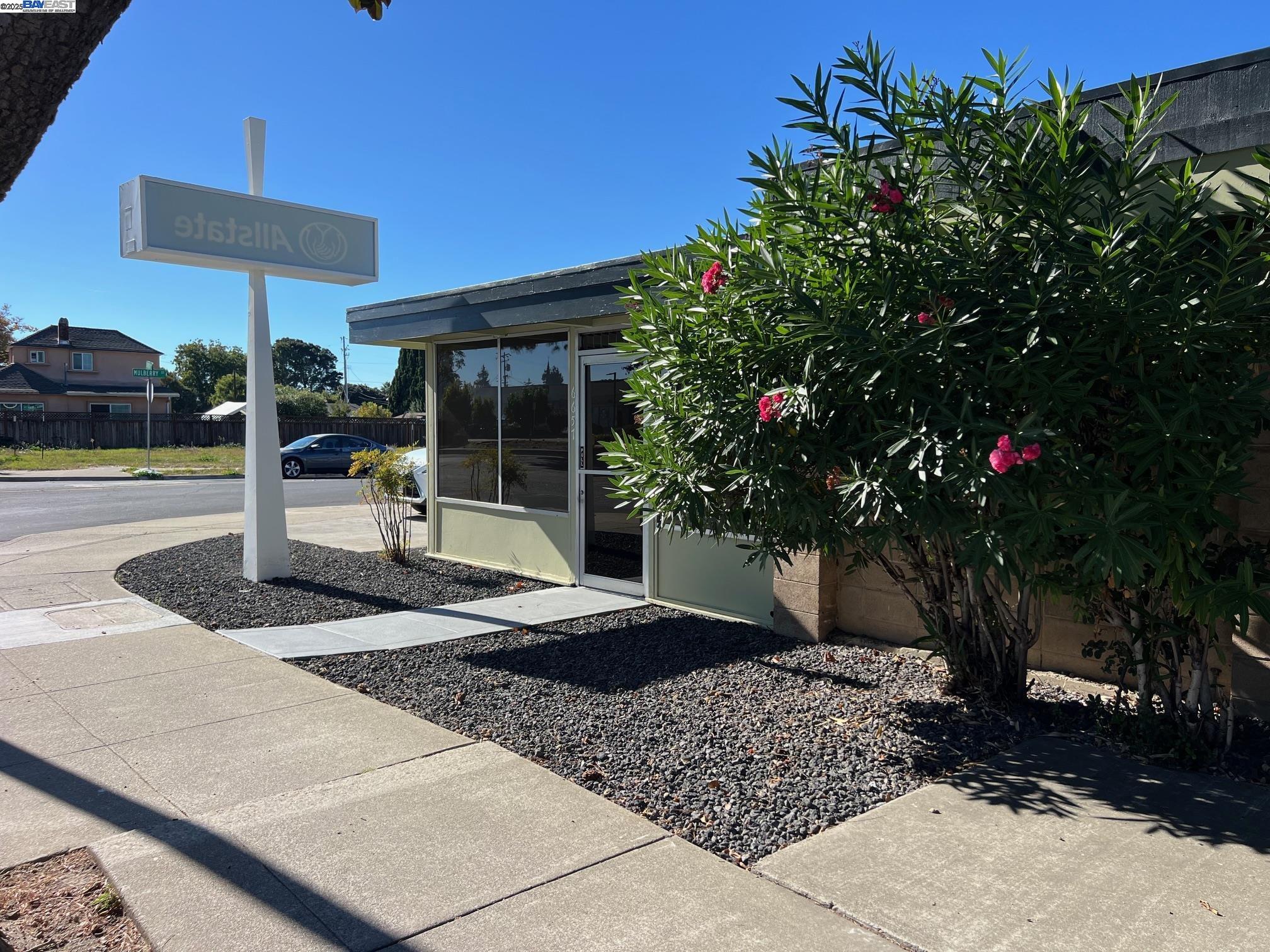 Detail Gallery Image 4 of 20 For 6657 Thorton Ave., Newark,  CA 94560 - – Beds | – Baths