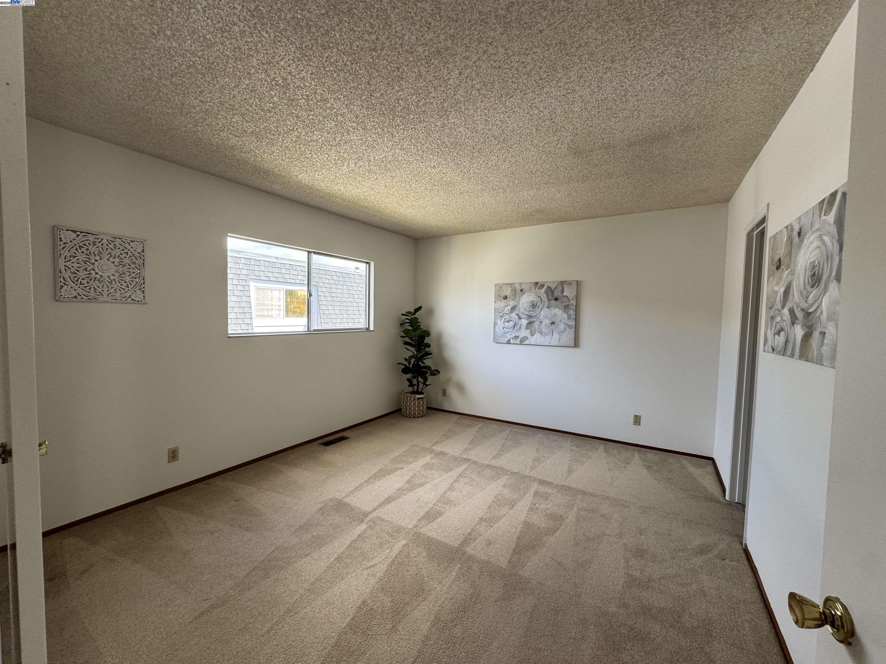 Detail Gallery Image 11 of 23 For 14033 Reed Ave, San Leandro,  CA 94578 - 2 Beds | 2 Baths