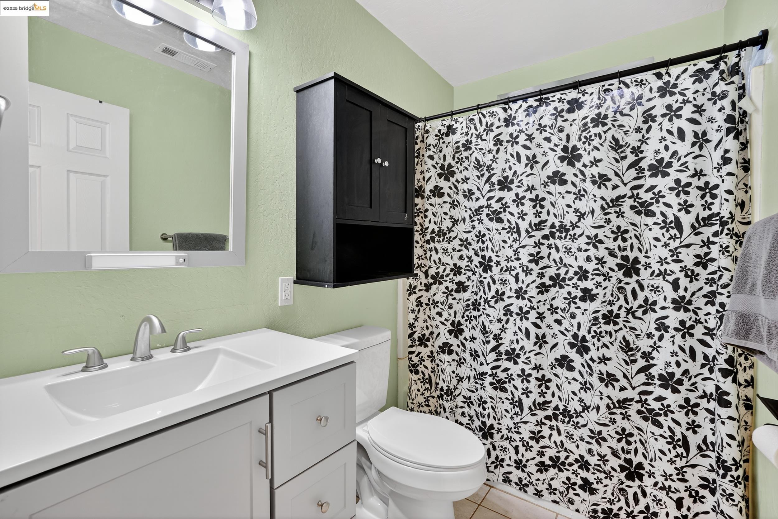 Detail Gallery Image 21 of 31 For 401 San Joaquin Ave, Antioch,  CA 94509 - 2 Beds | 1 Baths