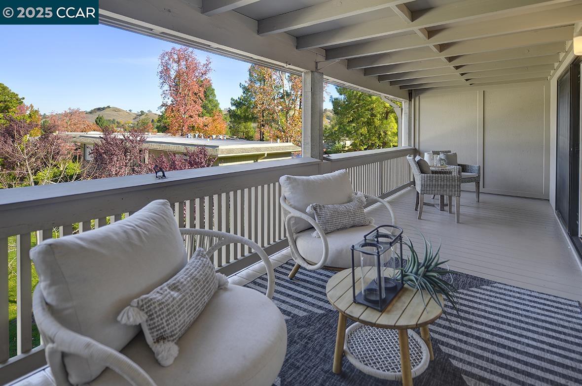 Detail Gallery Image 12 of 56 For 1508 Canyonwood Ct #3,  Walnut Creek,  CA 94595 - 2 Beds | 1 Baths