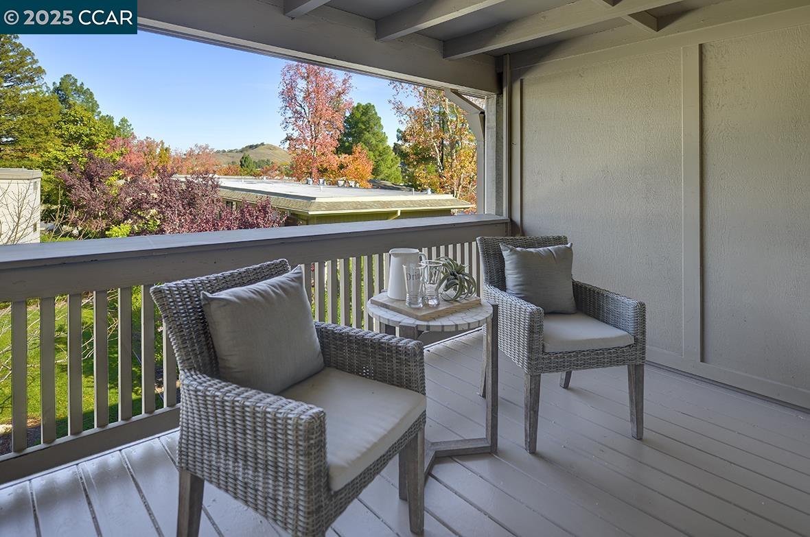 Detail Gallery Image 16 of 56 For 1508 Canyonwood Ct #3,  Walnut Creek,  CA 94595 - 2 Beds | 1 Baths