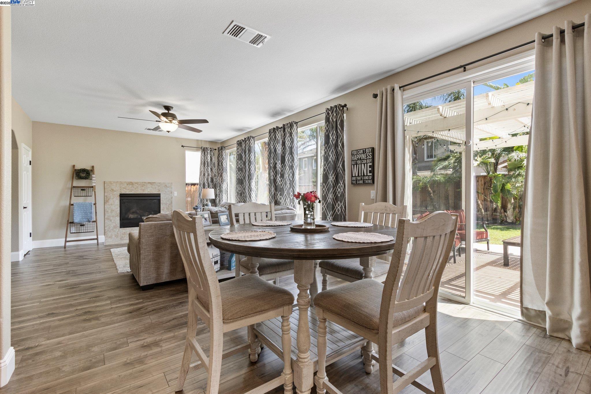 Detail Gallery Image 23 of 55 For 6454 Green Castle Cir, Discovery Bay,  CA 94505 - 4 Beds | 3/1 Baths