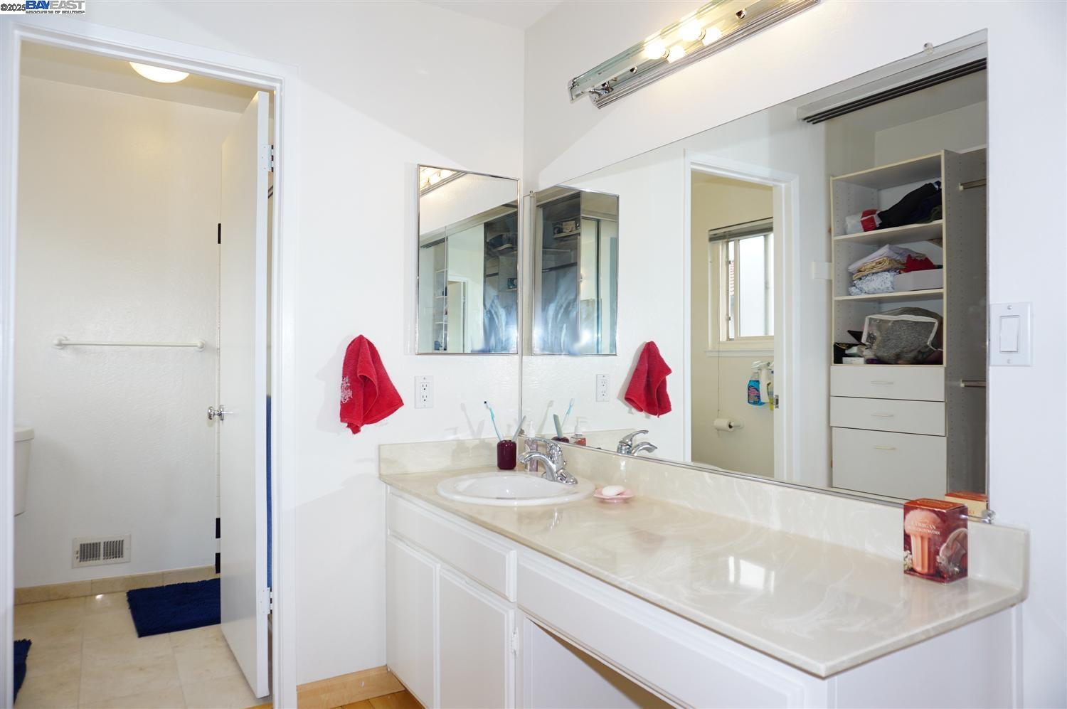 Detail Gallery Image 24 of 43 For 236 Ottawa Way, Fremont,  CA 94539 - 4 Beds | 2/1 Baths