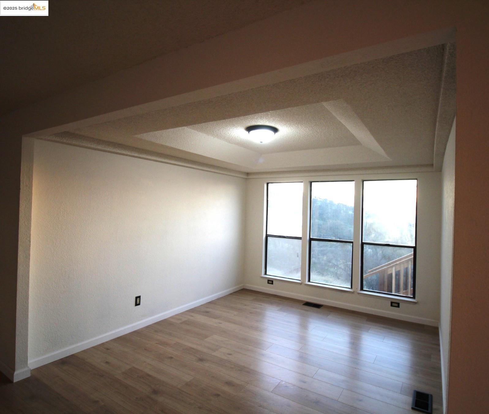 Detail Gallery Image 6 of 12 For 9543 Coronado, La Grange,  CA 95329 - 2 Beds | 2 Baths