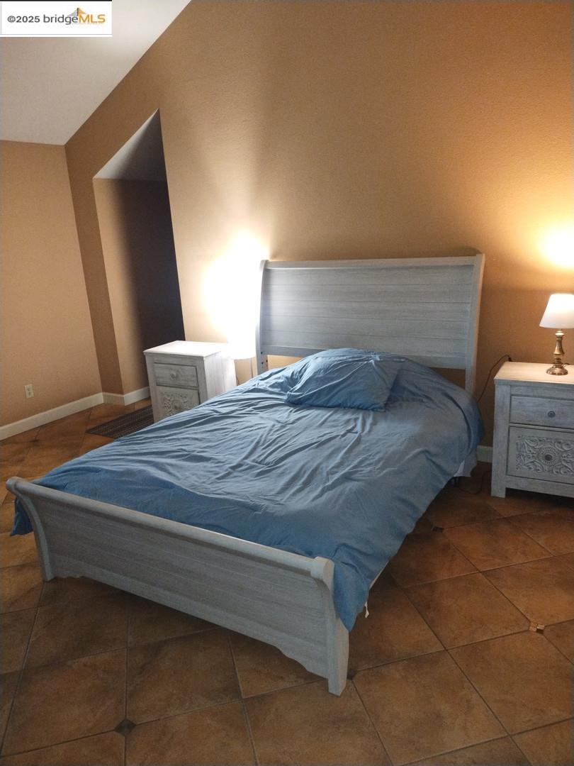 Detail Gallery Image 13 of 32 For 3201 Swallows Nest Dr, Sacramento,  CA 95833 - 2 Beds | 2 Baths