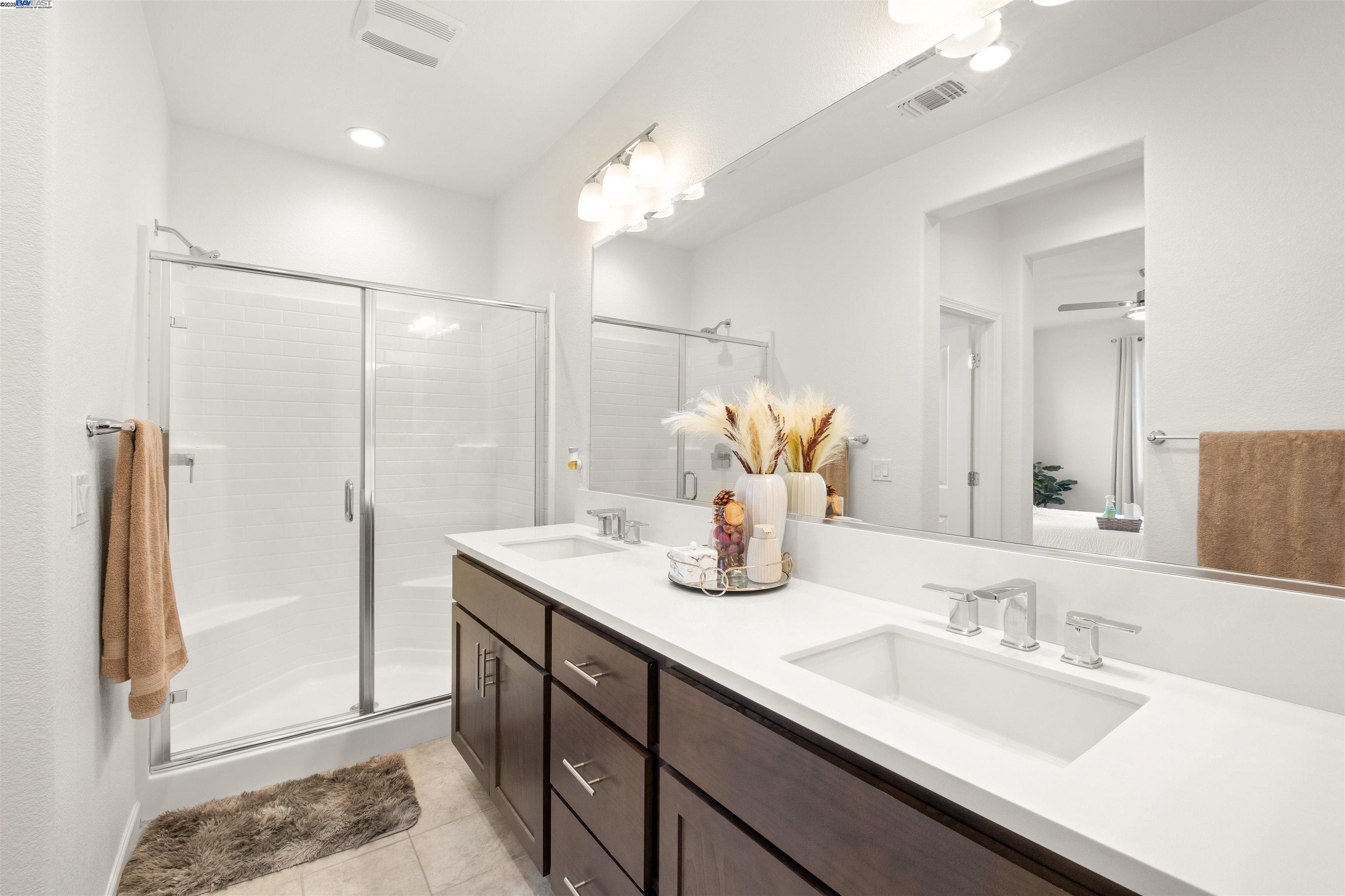 Detail Gallery Image 13 of 32 For 17575 Altair Way, Lathrop,  CA 95330 - 3 Beds | 2 Baths