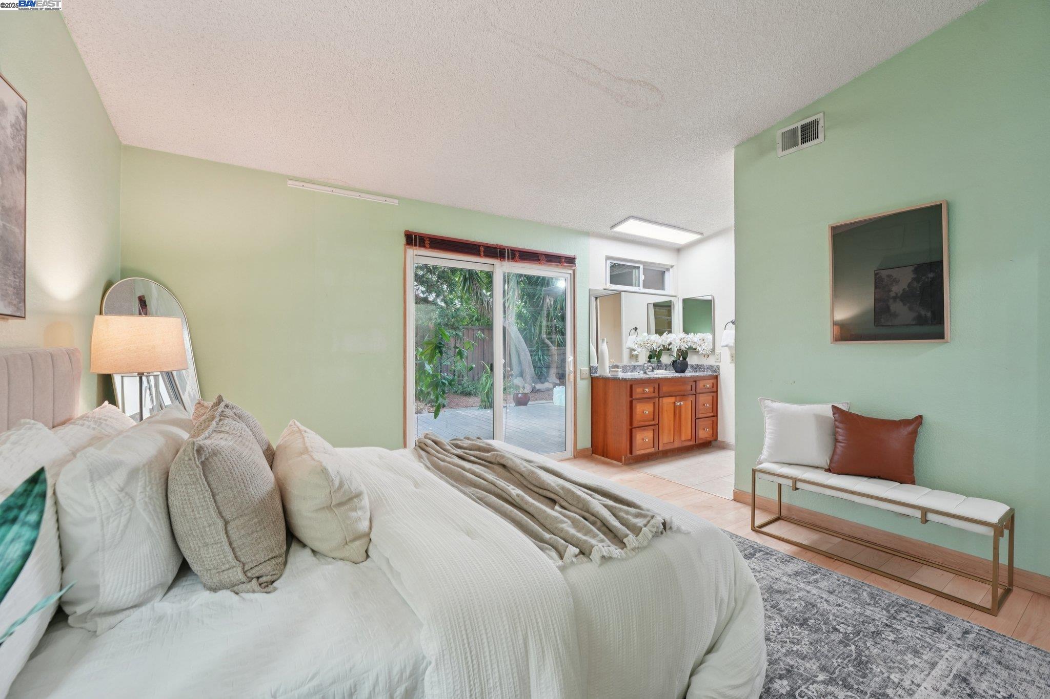 Detail Gallery Image 29 of 58 For 4942 Rocklin Dr, Union City,  CA 94587 - 4 Beds | 2 Baths