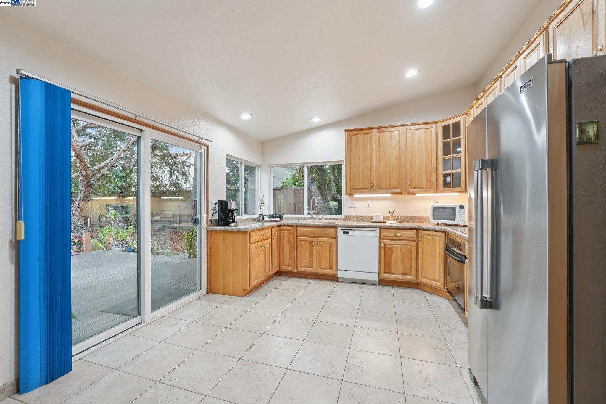 Detail Gallery Image 44 of 58 For 4942 Rocklin Dr, Union City,  CA 94587 - 4 Beds | 2 Baths