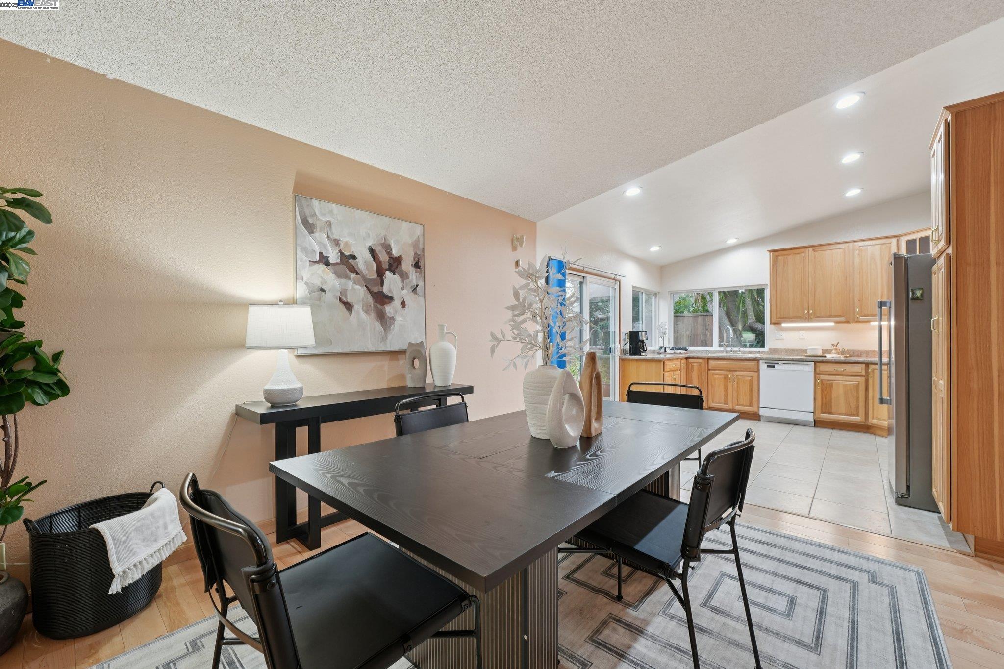 Detail Gallery Image 51 of 58 For 4942 Rocklin Dr, Union City,  CA 94587 - 4 Beds | 2 Baths