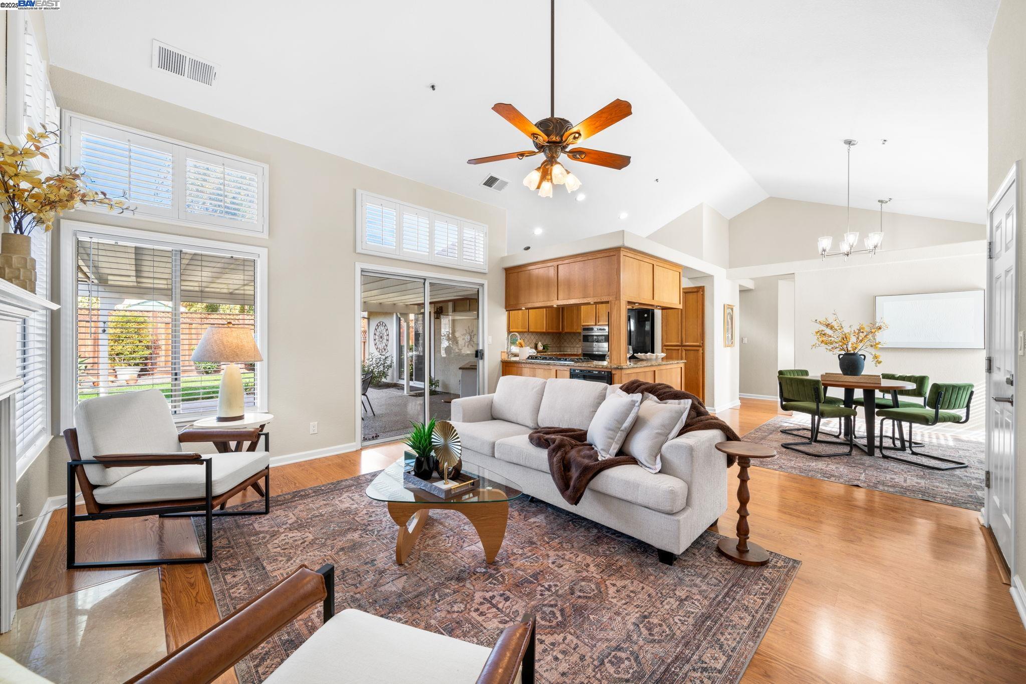 Detail Gallery Image 17 of 60 For 1622 Placer Cir, Livermore,  CA 94551 - 3 Beds | 2 Baths