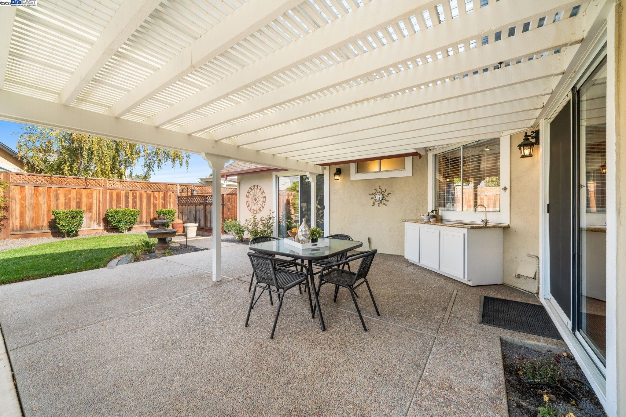 Detail Gallery Image 35 of 60 For 1622 Placer Cir, Livermore,  CA 94551 - 3 Beds | 2 Baths