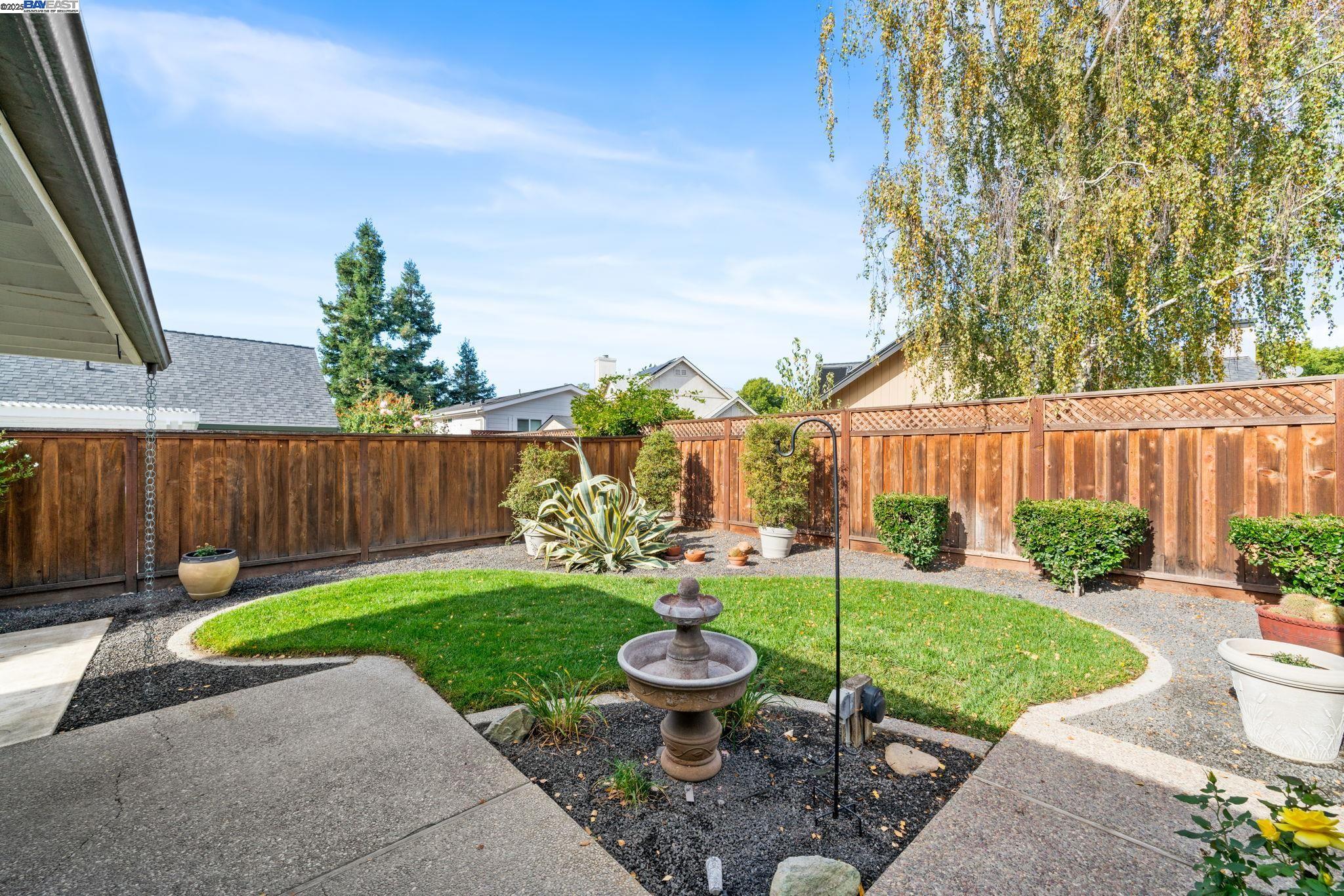 Detail Gallery Image 40 of 60 For 1622 Placer Cir, Livermore,  CA 94551 - 3 Beds | 2 Baths