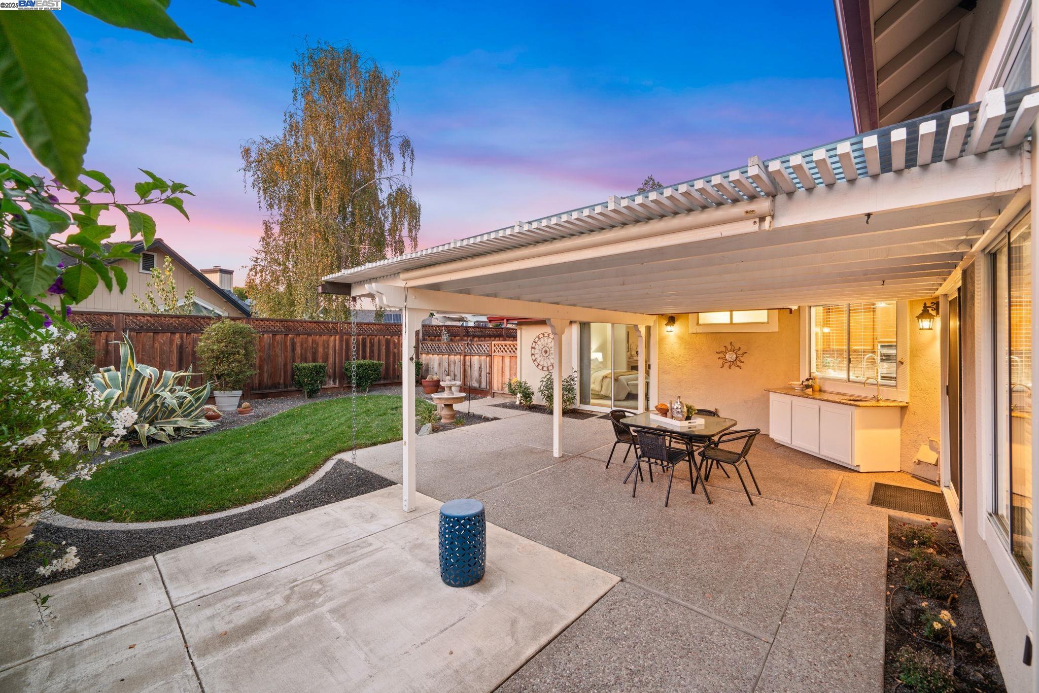 Detail Gallery Image 45 of 60 For 1622 Placer Cir, Livermore,  CA 94551 - 3 Beds | 2 Baths