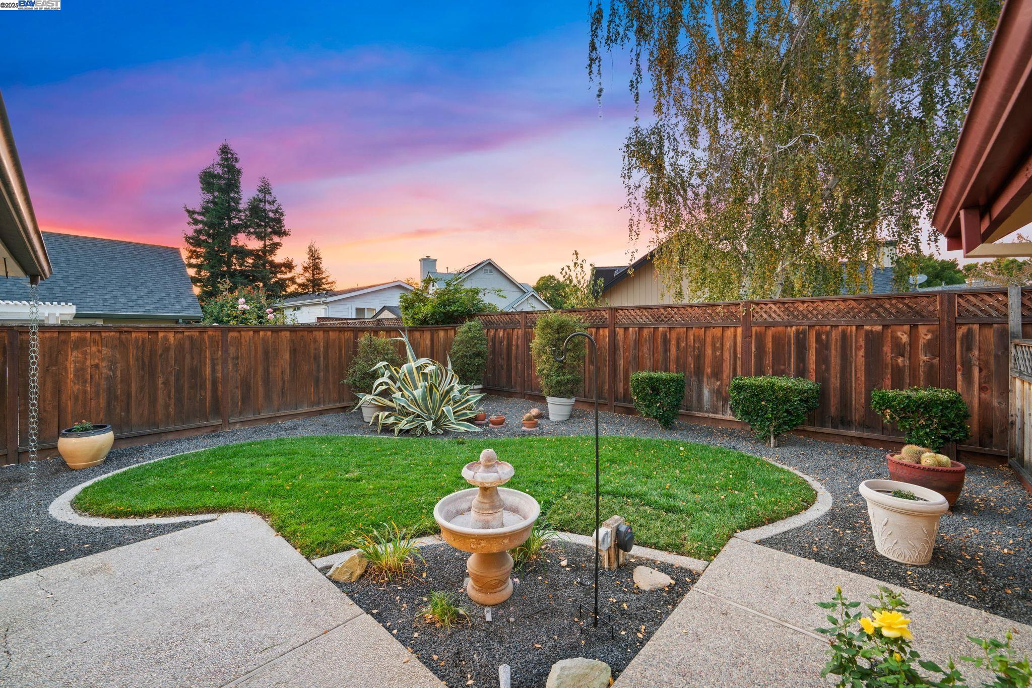 Detail Gallery Image 47 of 60 For 1622 Placer Cir, Livermore,  CA 94551 - 3 Beds | 2 Baths