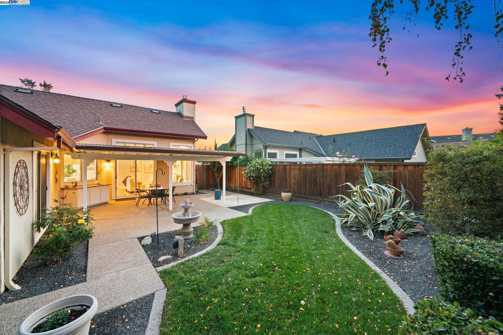 Detail Gallery Image 48 of 60 For 1622 Placer Cir, Livermore,  CA 94551 - 3 Beds | 2 Baths