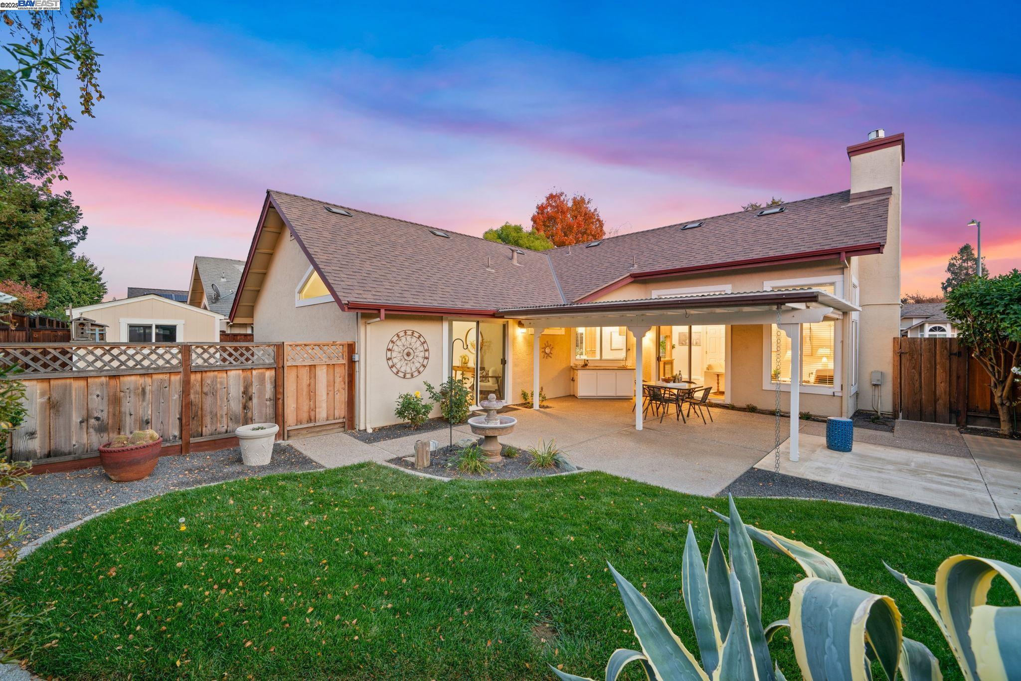 Detail Gallery Image 49 of 60 For 1622 Placer Cir, Livermore,  CA 94551 - 3 Beds | 2 Baths