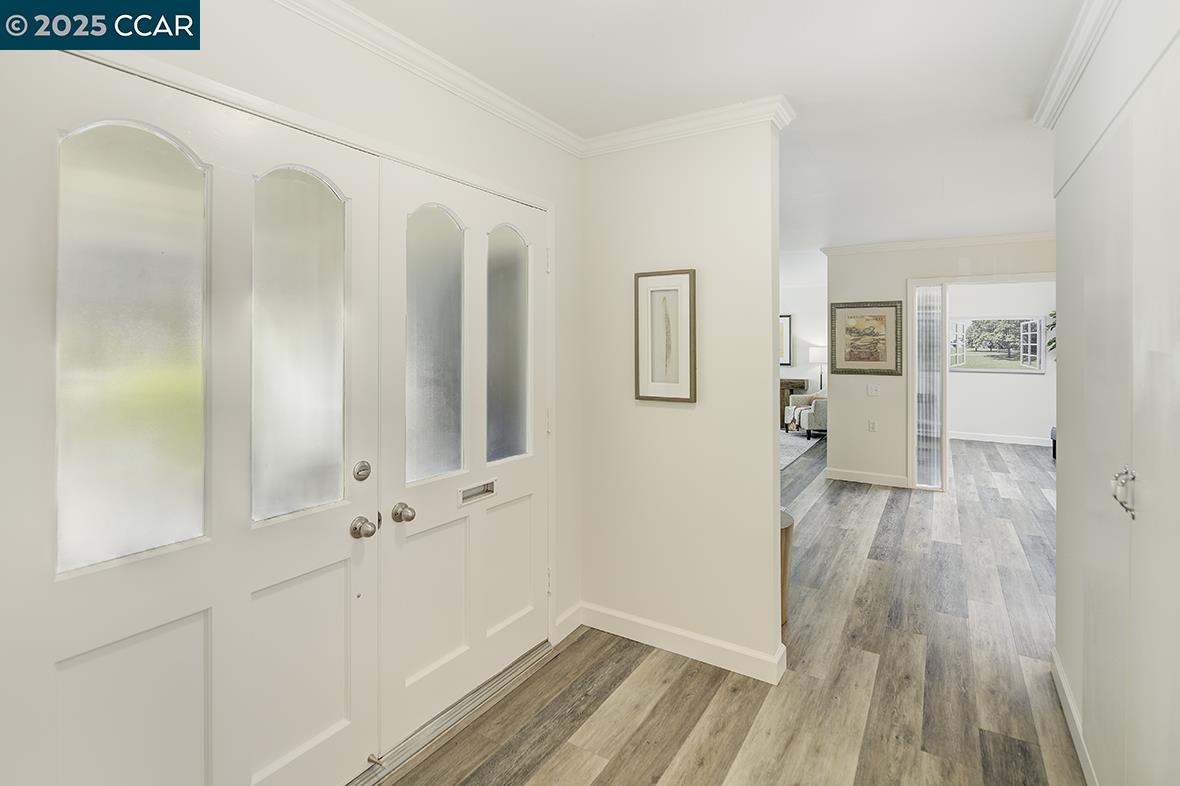 Detail Gallery Image 2 of 54 For 1315 Golden Rain Rd #2,  Walnut Creek,  CA 94595 - 2 Beds | 2 Baths